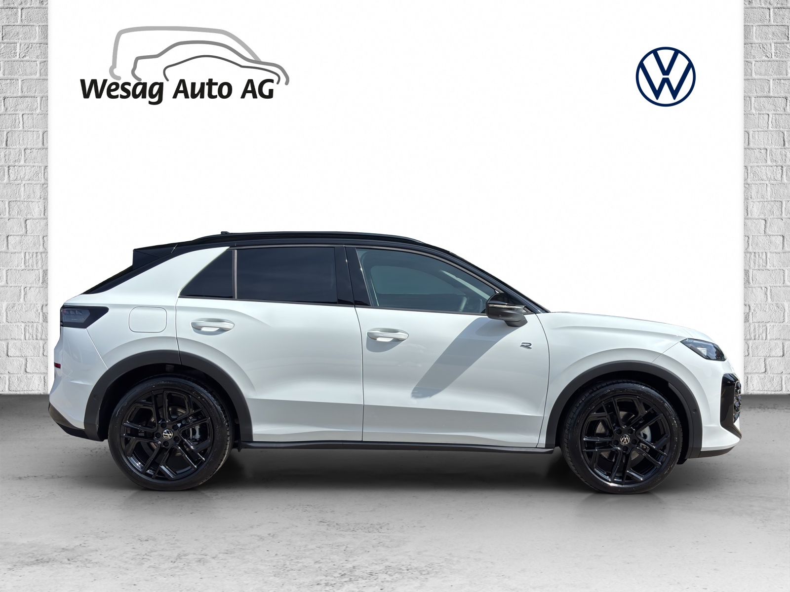 VW T-Roc 1.5 eTSI mHEV R-Line DSG-image-1