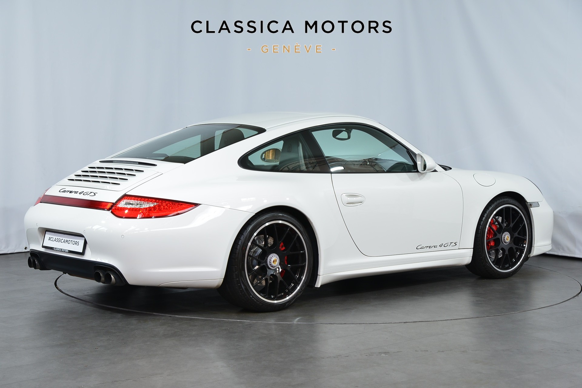 PORSCHE 911 Carrera 4 GTS PDK-image-3