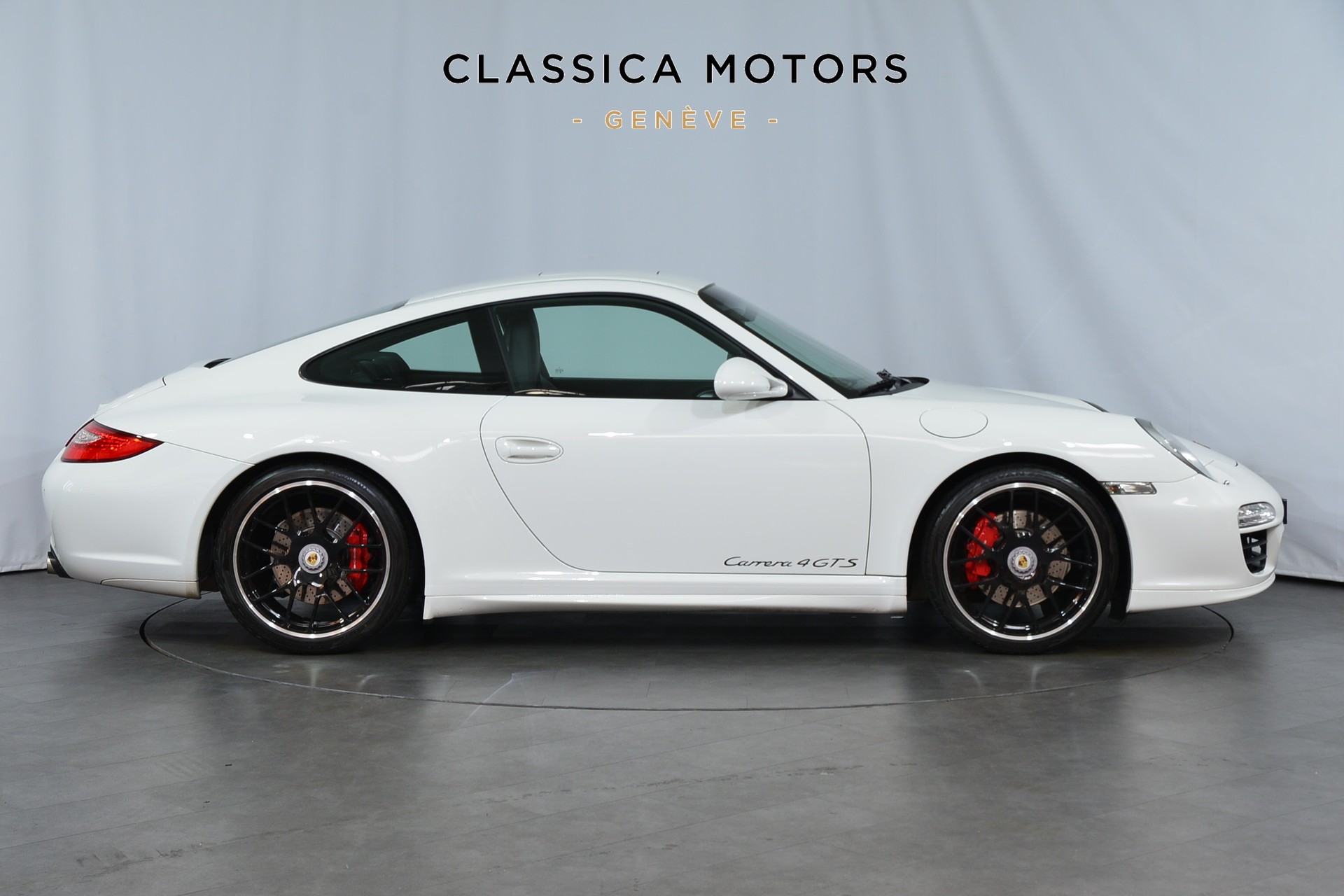 PORSCHE 911 Carrera 4 GTS PDK-image-2