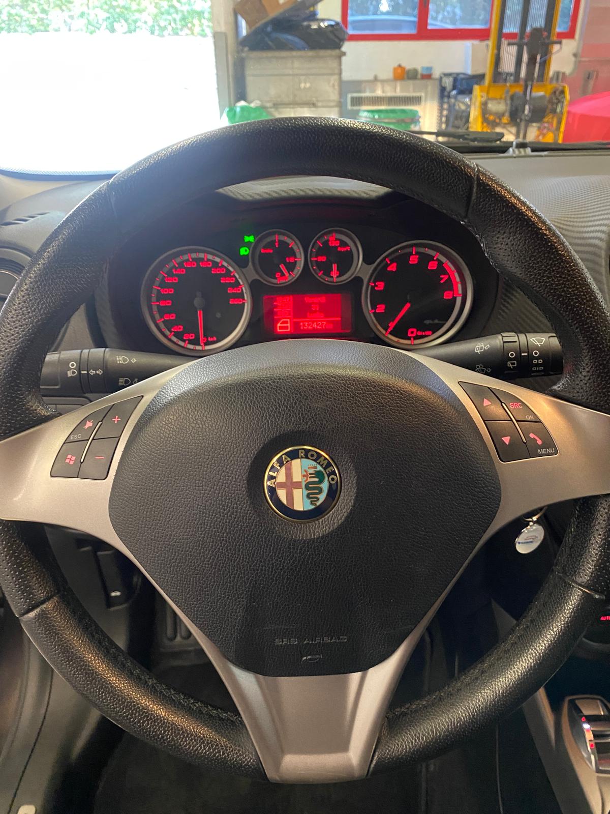 ALFA ROMEO MiTo 1.4 TB Distinctive-image-9