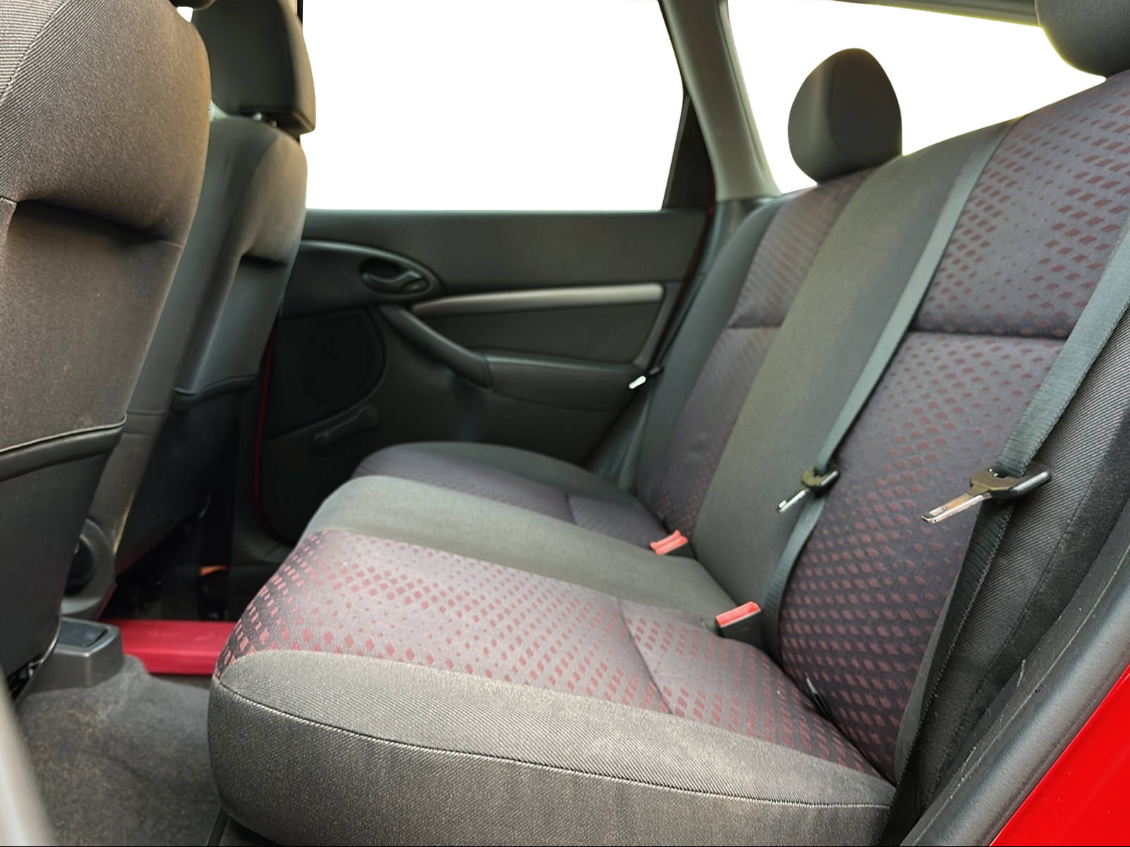 FORD Focus 1.8i 16V Carving-image-10
