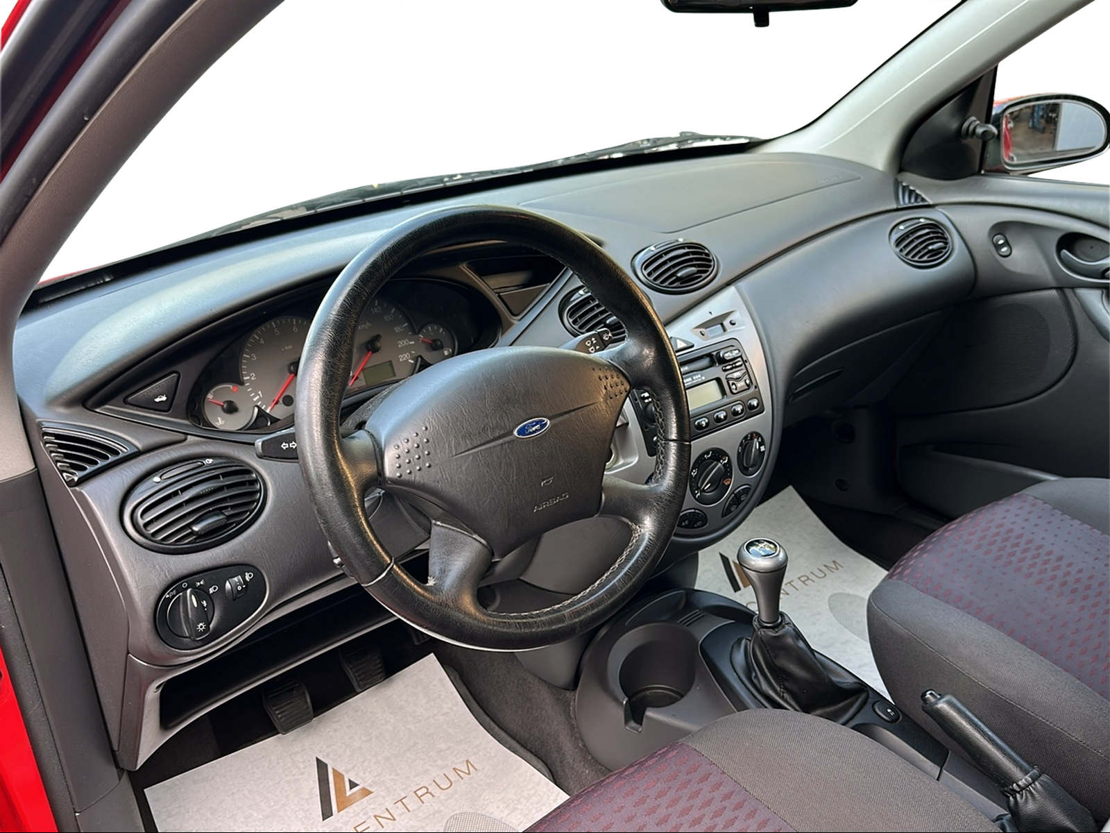 FORD Focus 1.8i 16V Carving-image-1