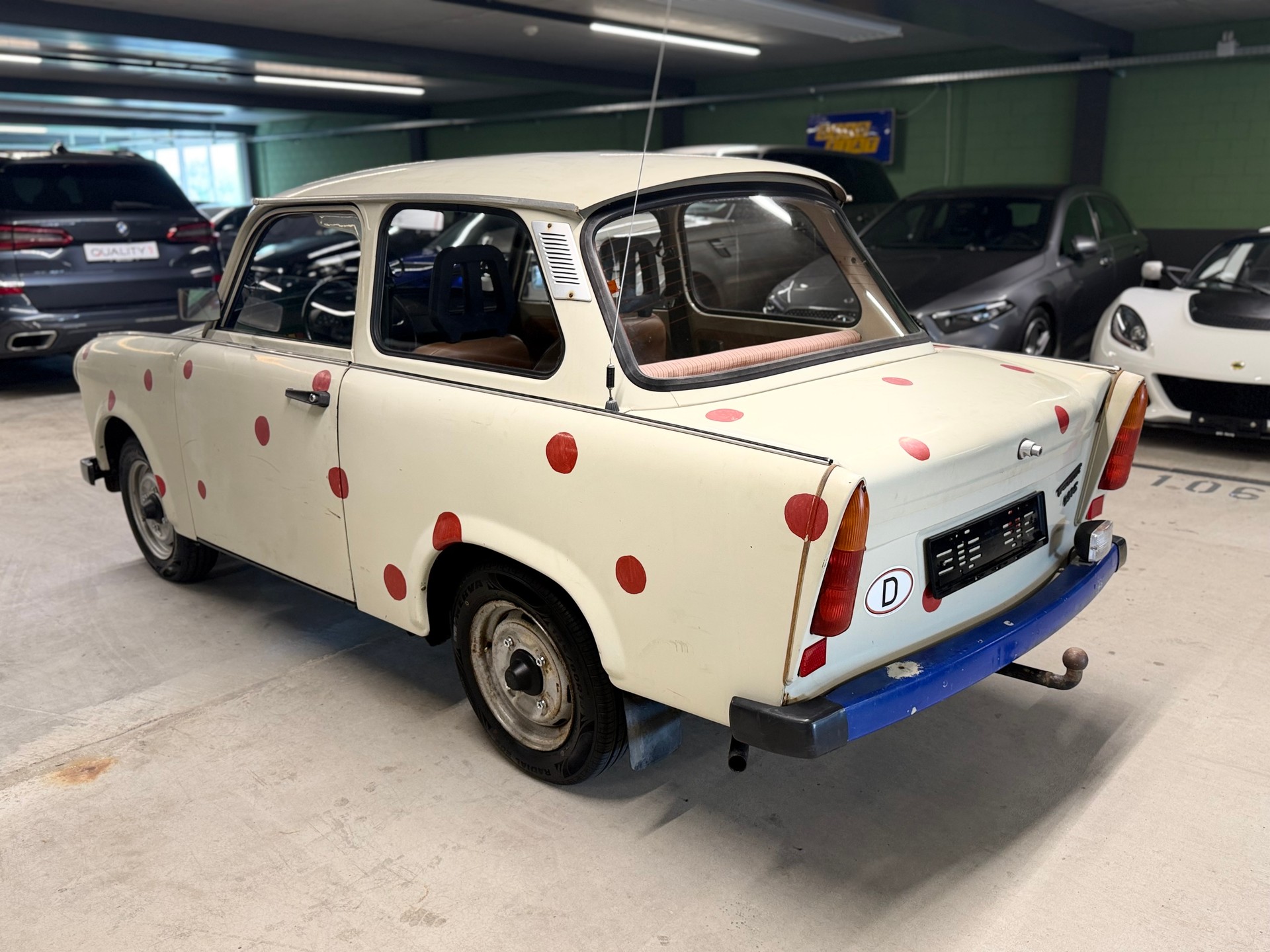 TRABANT 601 S-image-4