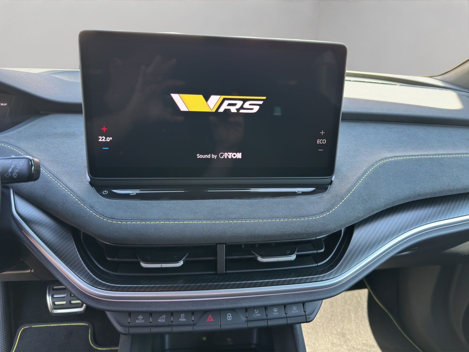 SKODA Enyaq 4x4 RS-image-11