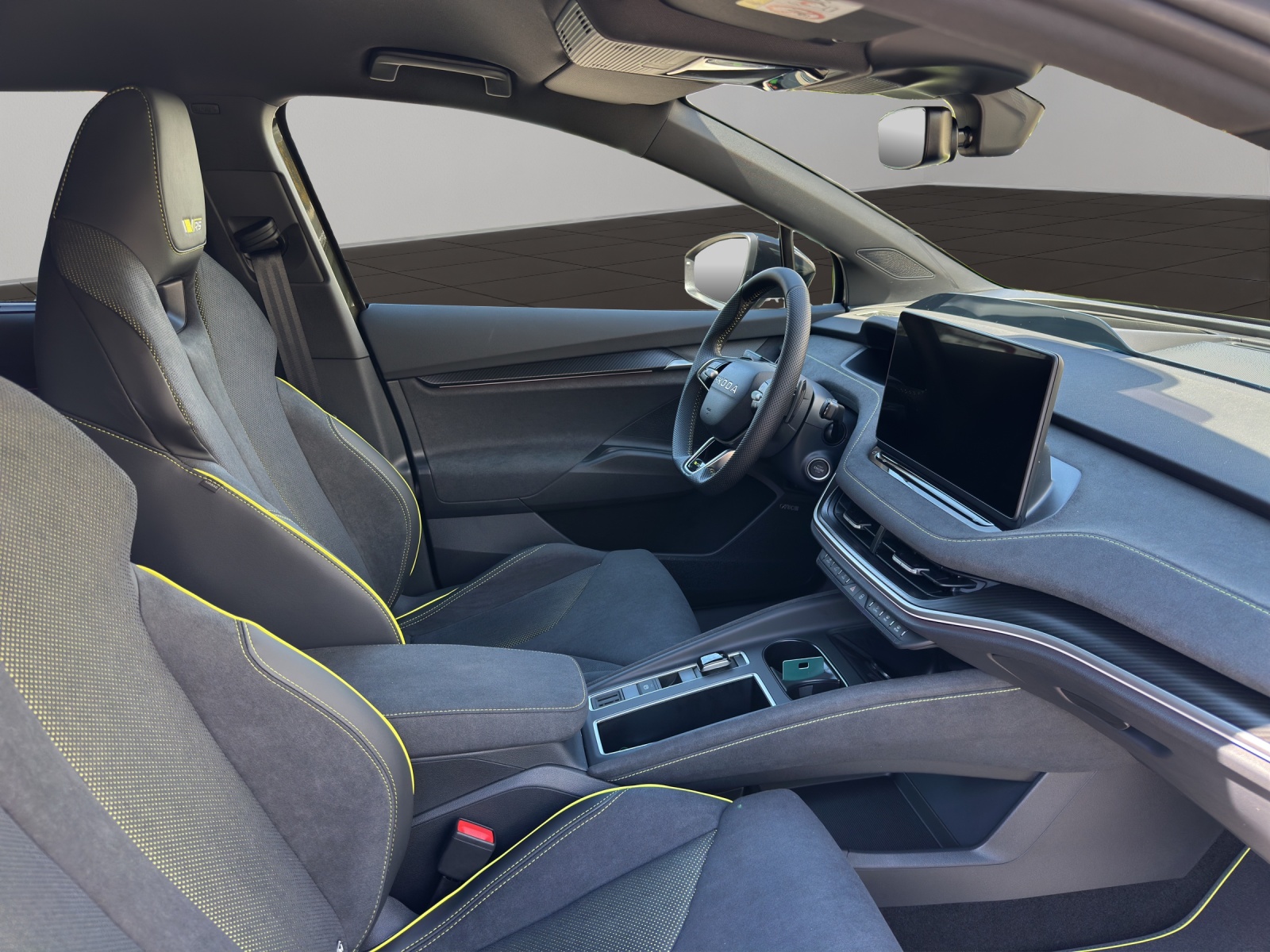 SKODA Enyaq 4x4 RS-image-15