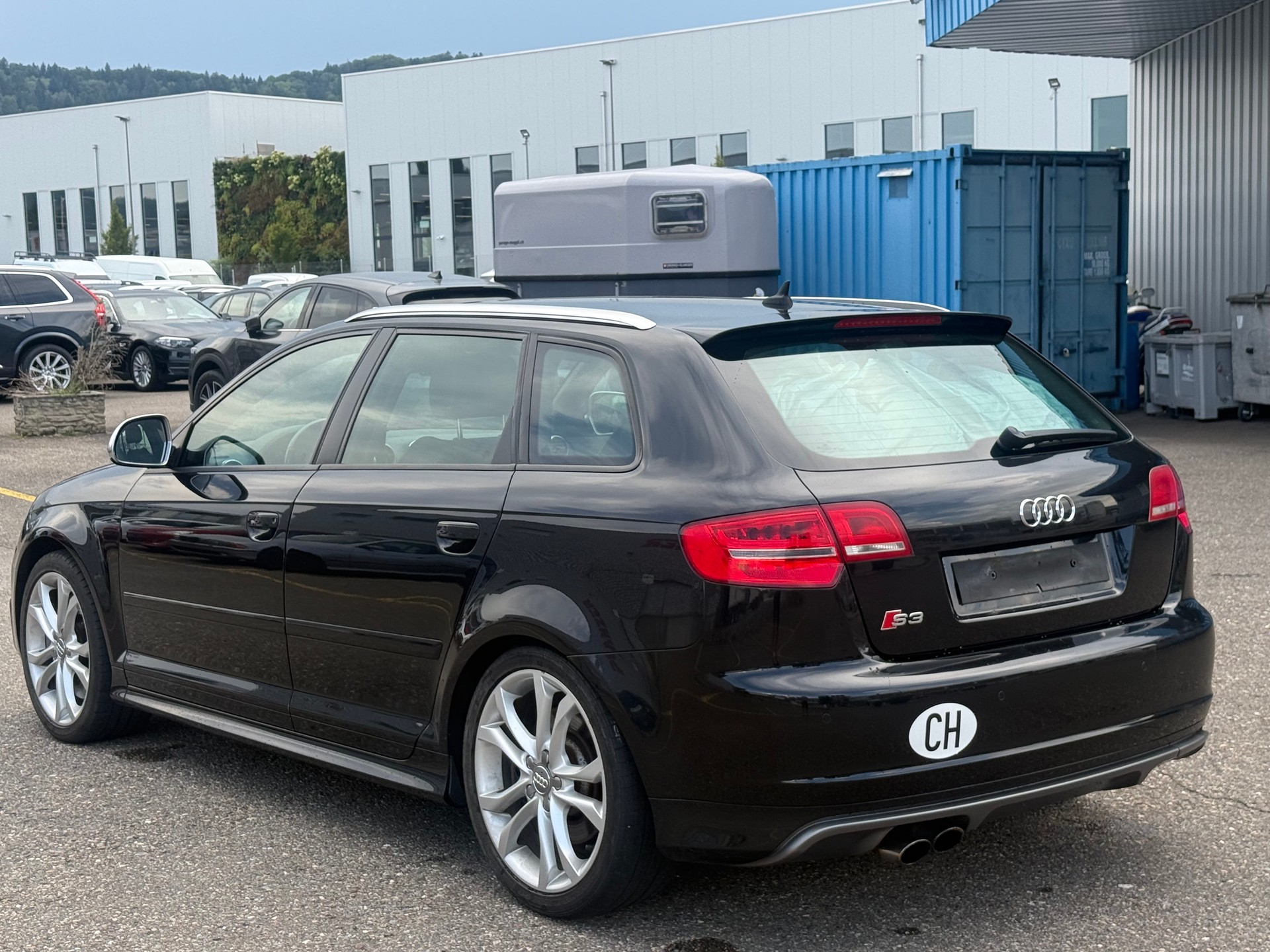 AUDI S3 Sportback 2.0 TFSI quattro S-tronic-image-2