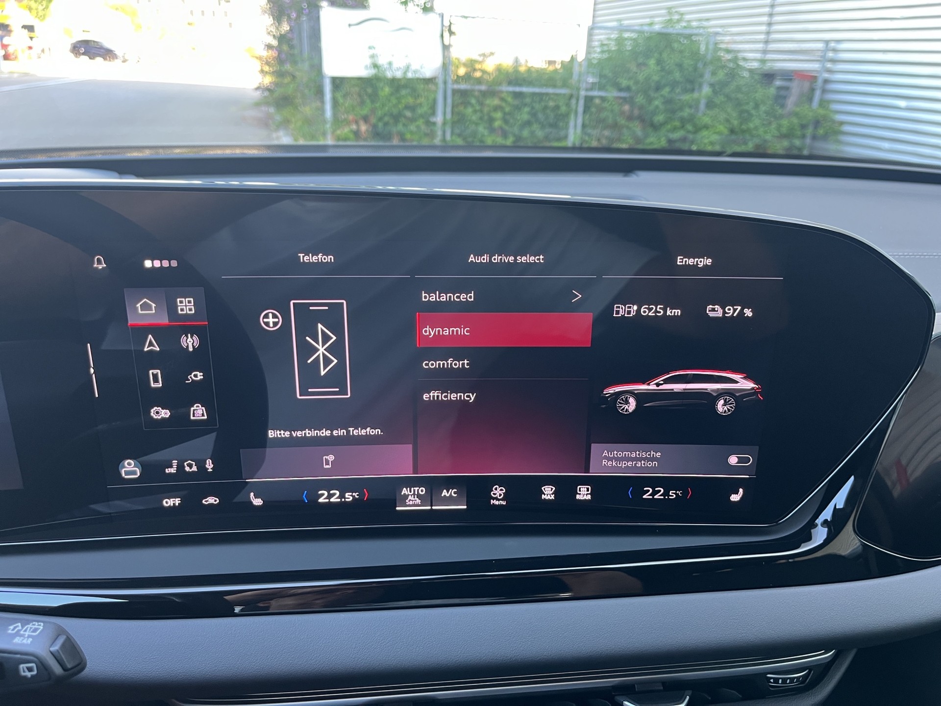 AUDI A6 Avant e-hybrid qu 220 kW S tronic *Standklima, 360° Kamera, Allradlenkung, Head up, 5 Jahre Garantie*-image-21