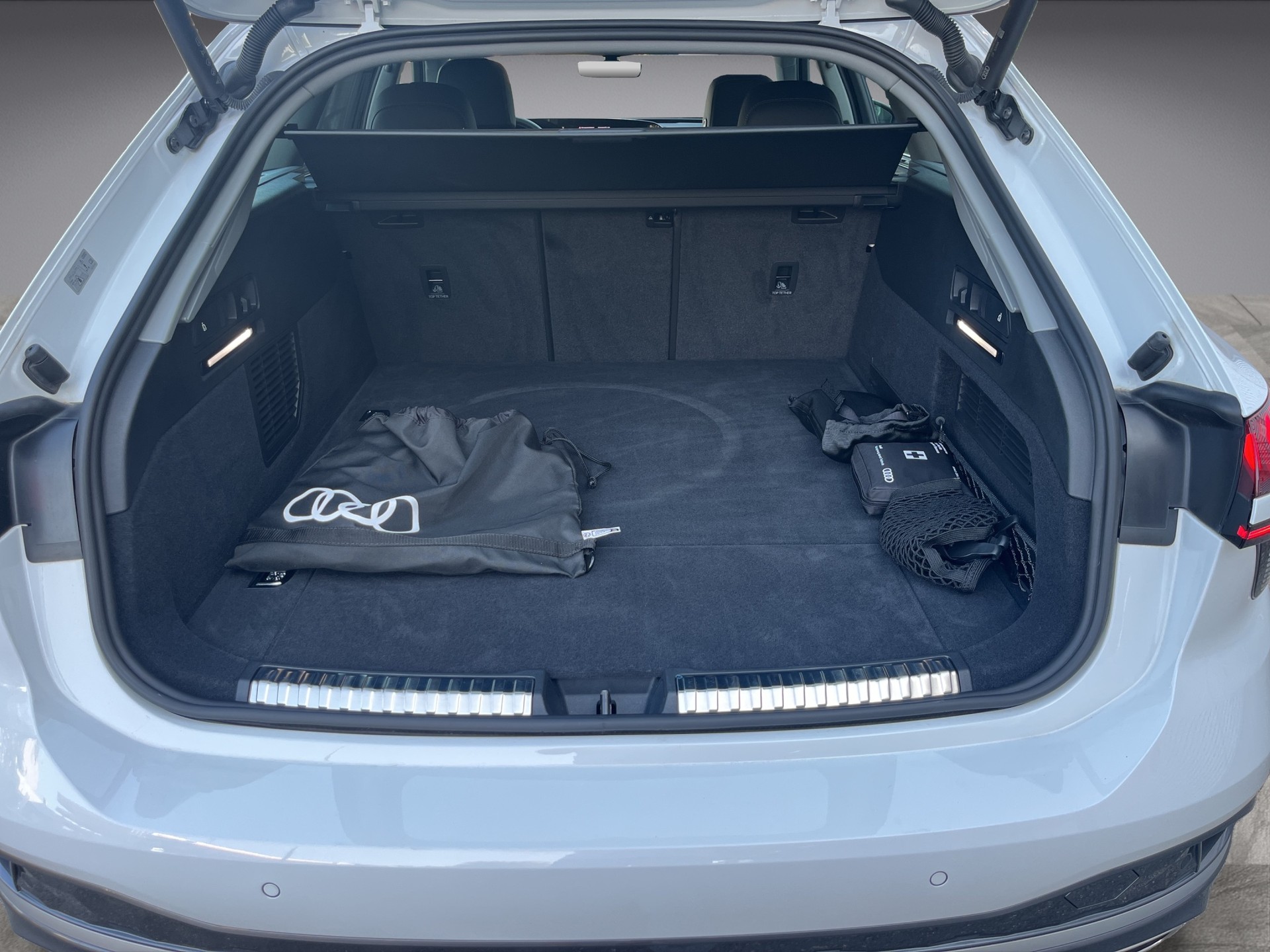 AUDI A6 Avant e-hybrid qu 220 kW S tronic *Standklima, 360° Kamera, Allradlenkung, Head up, 5 Jahre Garantie*-image-14