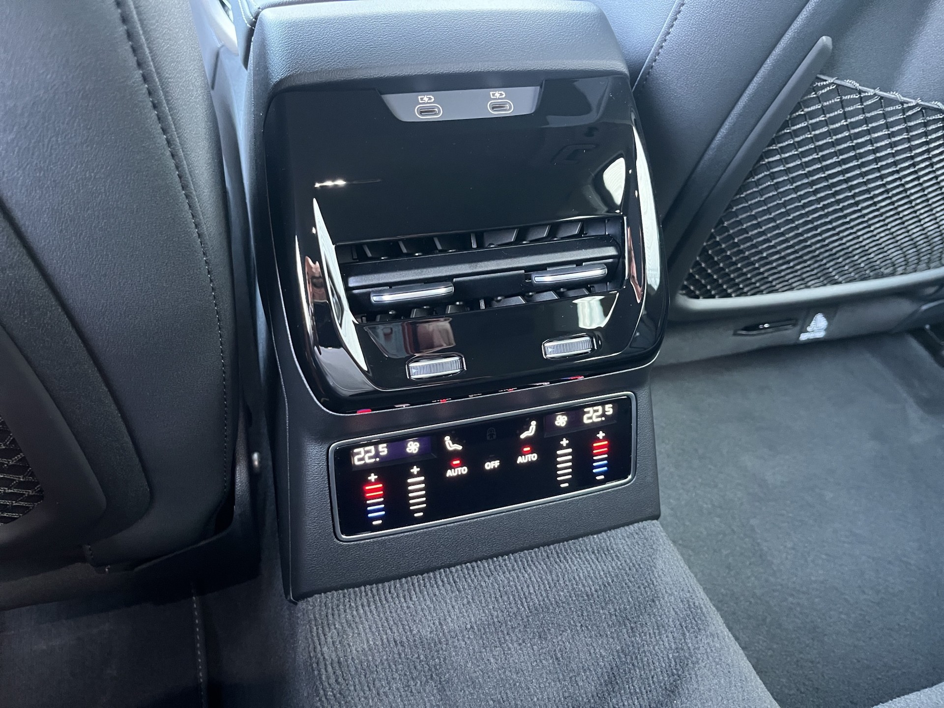 AUDI A6 Avant e-hybrid qu 220 kW S tronic *Standklima, 360° Kamera, Allradlenkung, Head up, 5 Jahre Garantie*-image-11