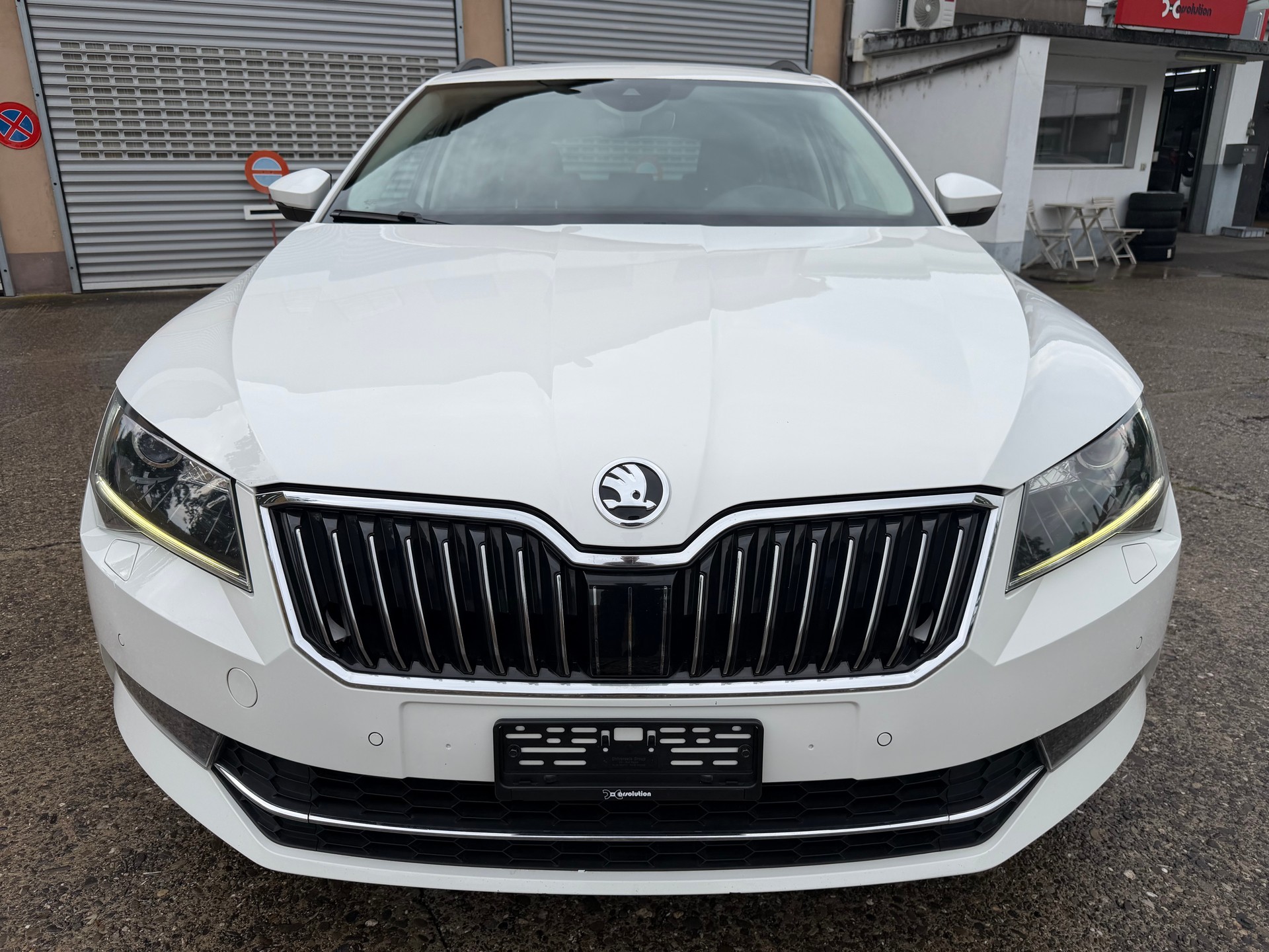 SKODA Superb Combi 2.0 TDi Ambition 4x4 DSG-image-7