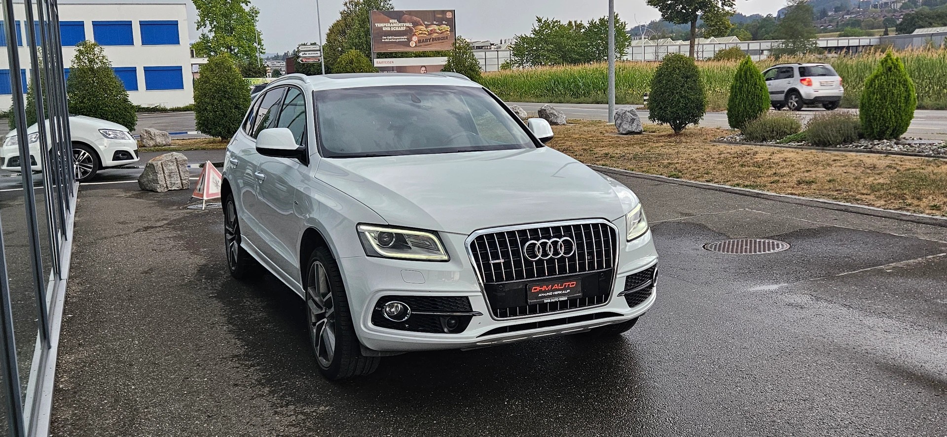 AUDI Q5 2.0 TDI quattro S-tronic-image-2
