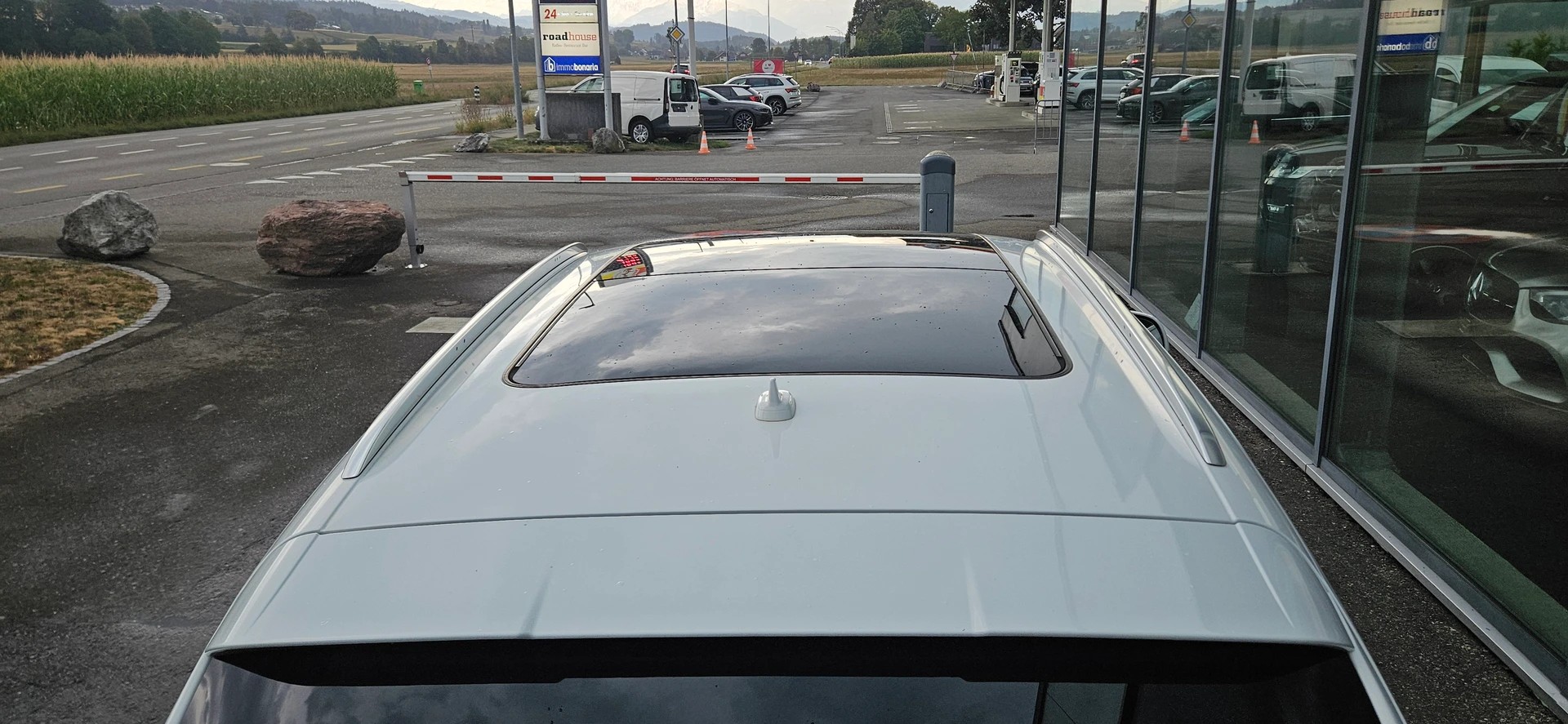 AUDI Q5 2.0 TDI quattro S-tronic-image-12
