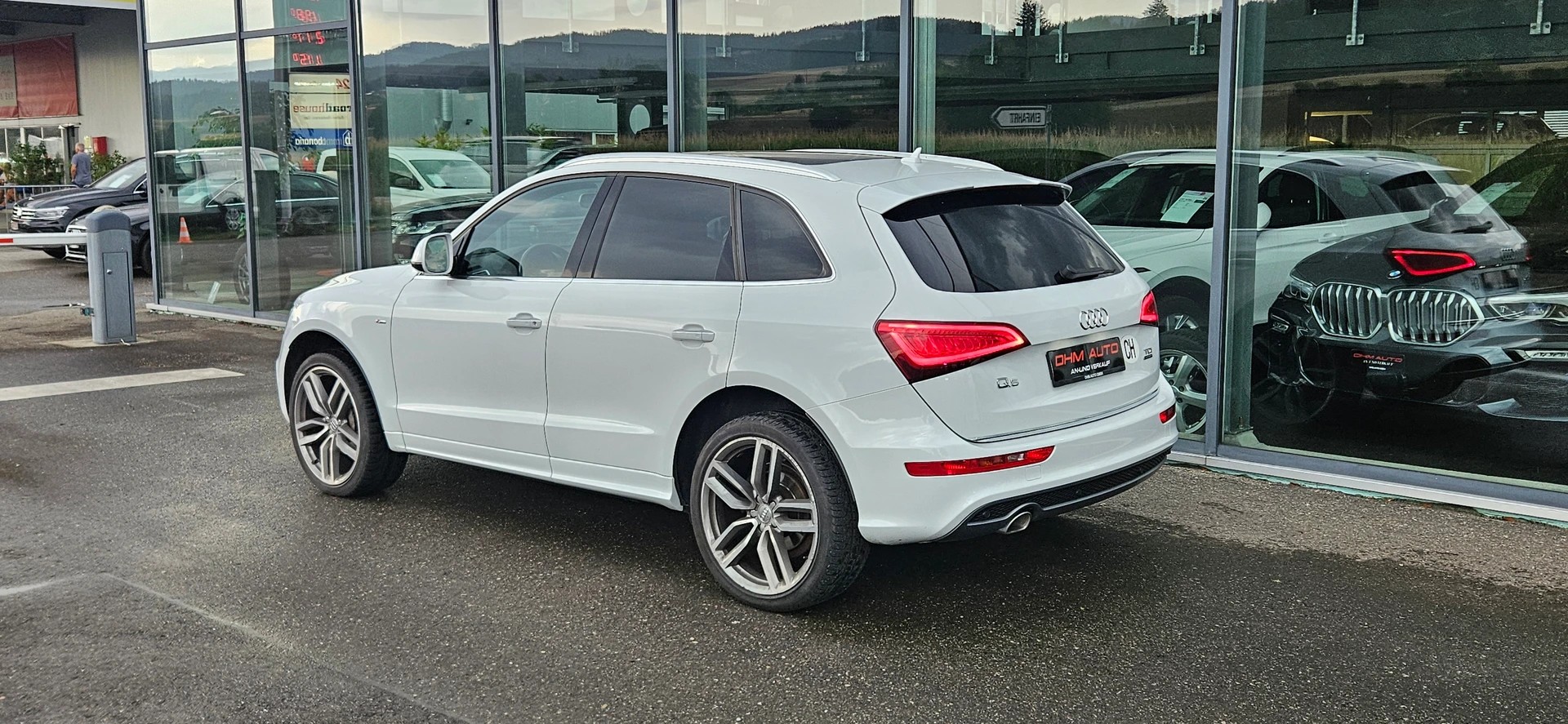 AUDI Q5 2.0 TDI quattro S-tronic-image-3