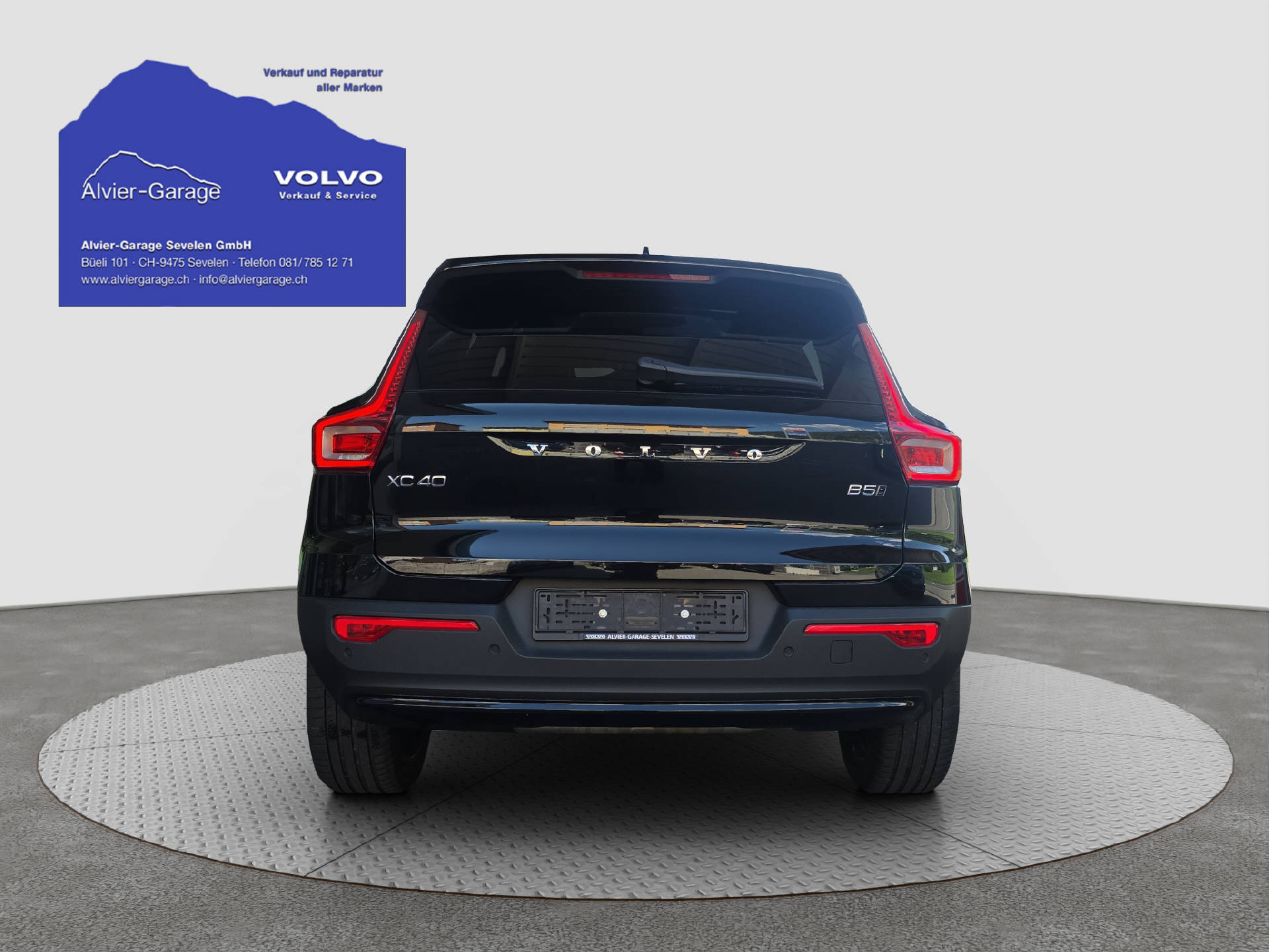 VOLVO XC40 B5 Benzin Mild Hybrid AWD Ultimate Dark Geartronic-image-4