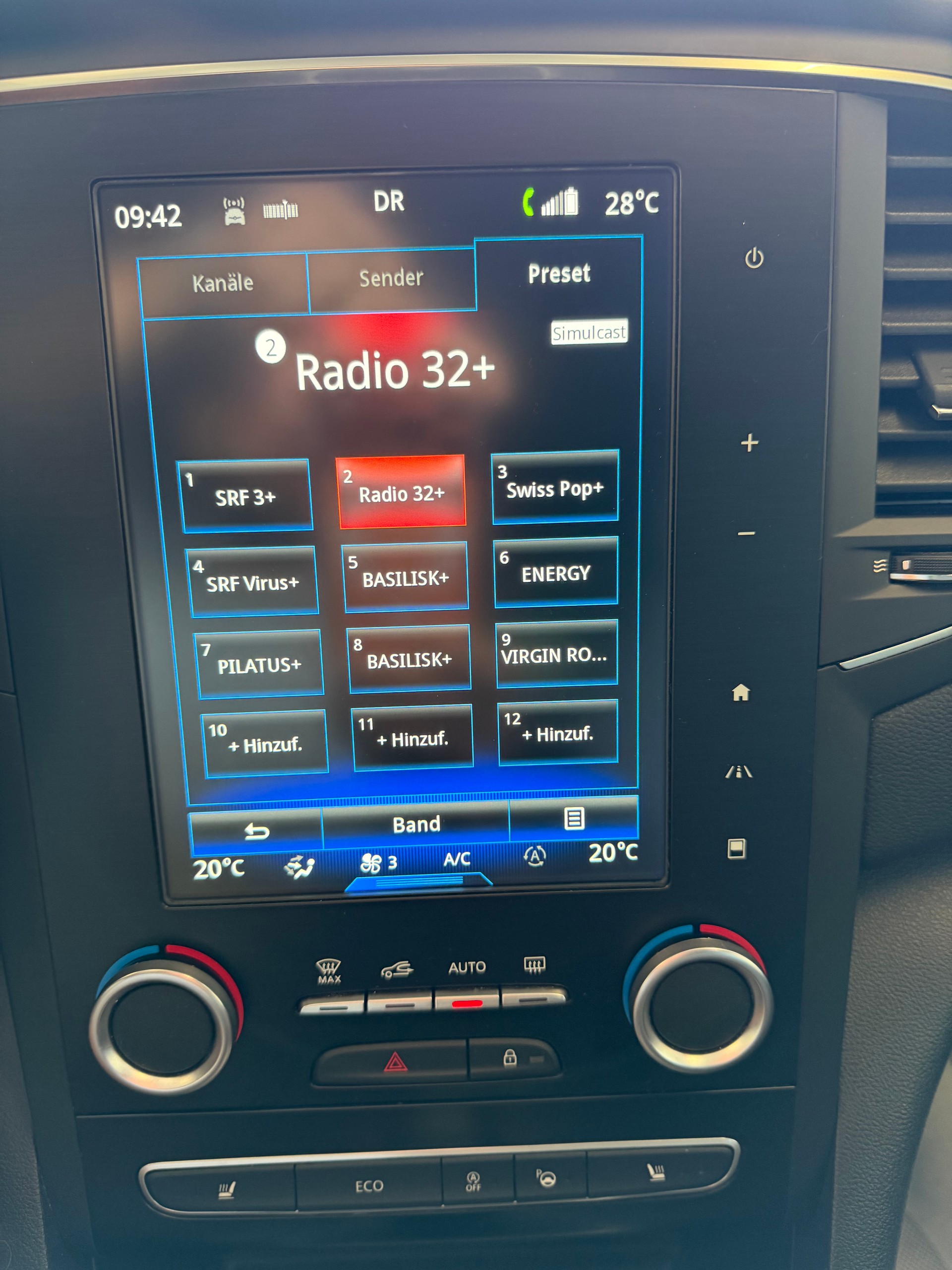 RENAULT Mégane 1.2 16V Turbo Bose EDC-image-28