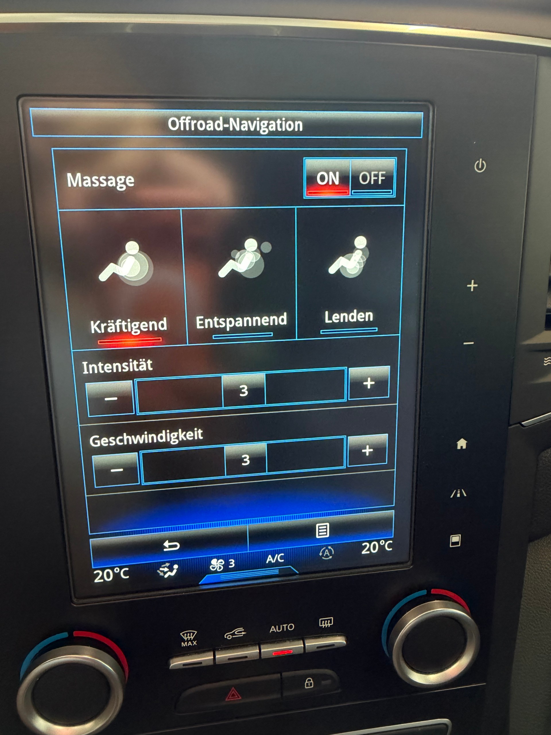 RENAULT Mégane 1.2 16V Turbo Bose EDC-image-30