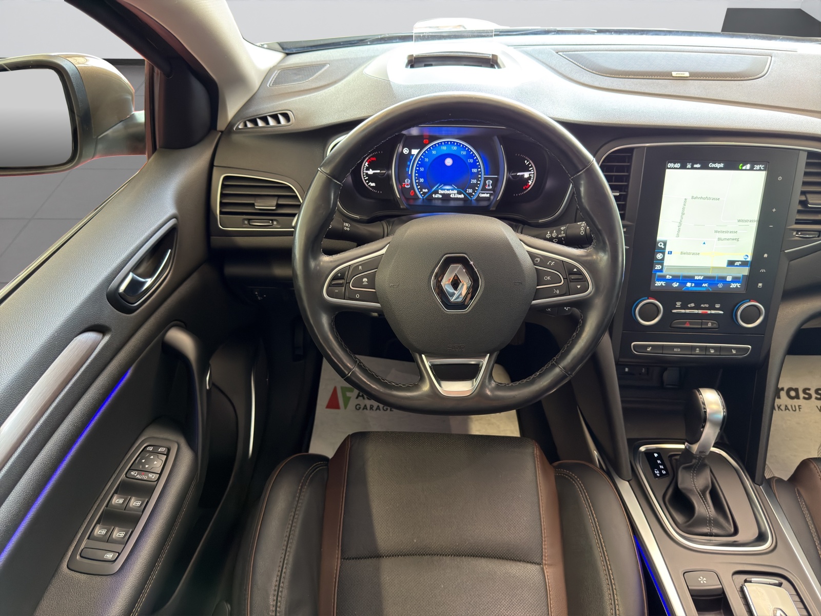 RENAULT Mégane 1.2 16V Turbo Bose EDC-image-15