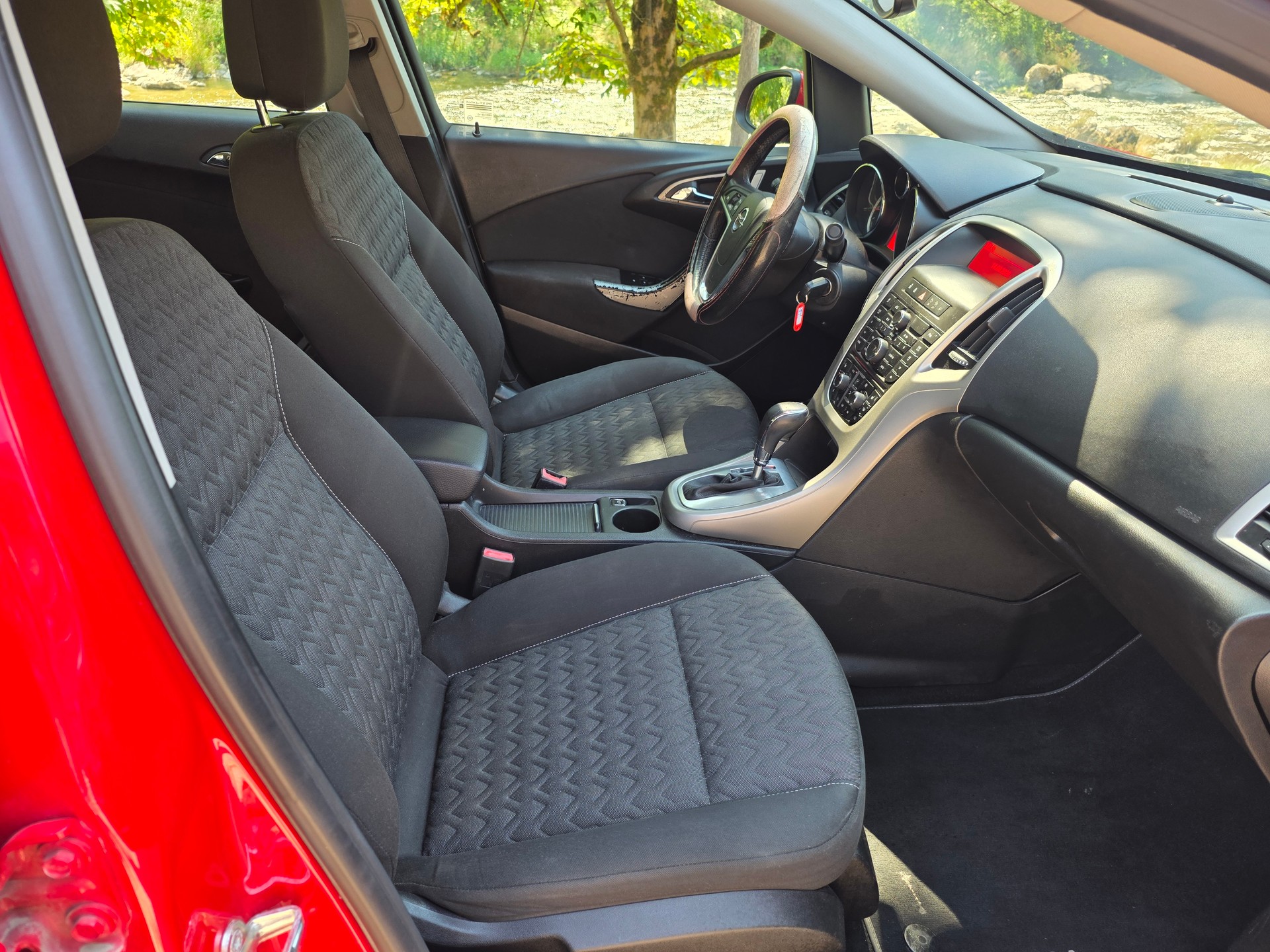 OPEL Astra 1.4i 16V Turbo Active Edition Automatic ☆☆☆ MFK: 27.05.2026 ☆☆☆-image-10
