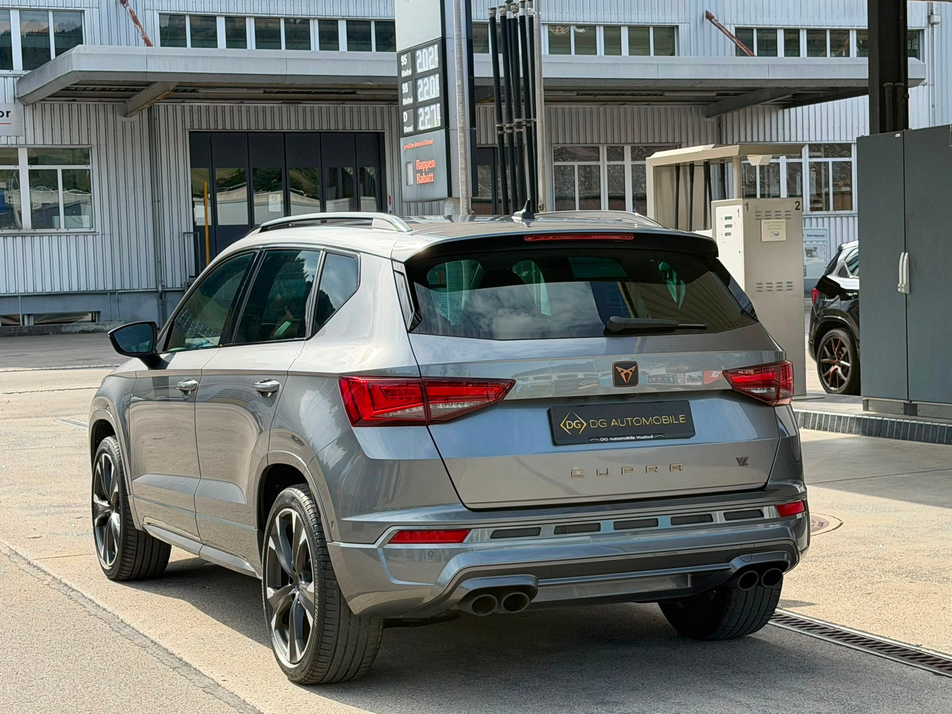 CUPRA Ateca 2.0TSI VZ 4Drive DSG Top Ausgestattet**El. Anhängerkupplung**Assistenzpaket XL**DCC*-image-4