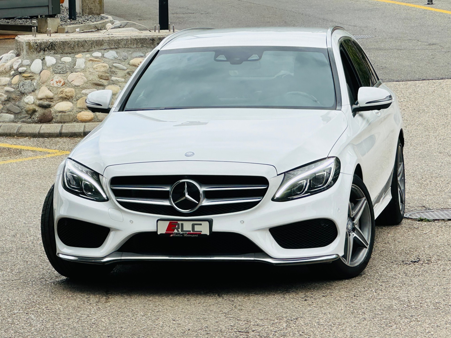 MERCEDES-BENZ C 200 AMG Line 4Matic 7G-Tronic-image-1