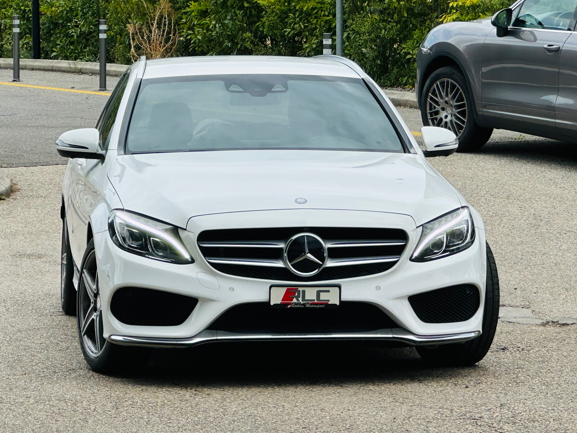 MERCEDES-BENZ C 200 AMG Line 4Matic 7G-Tronic-image-3
