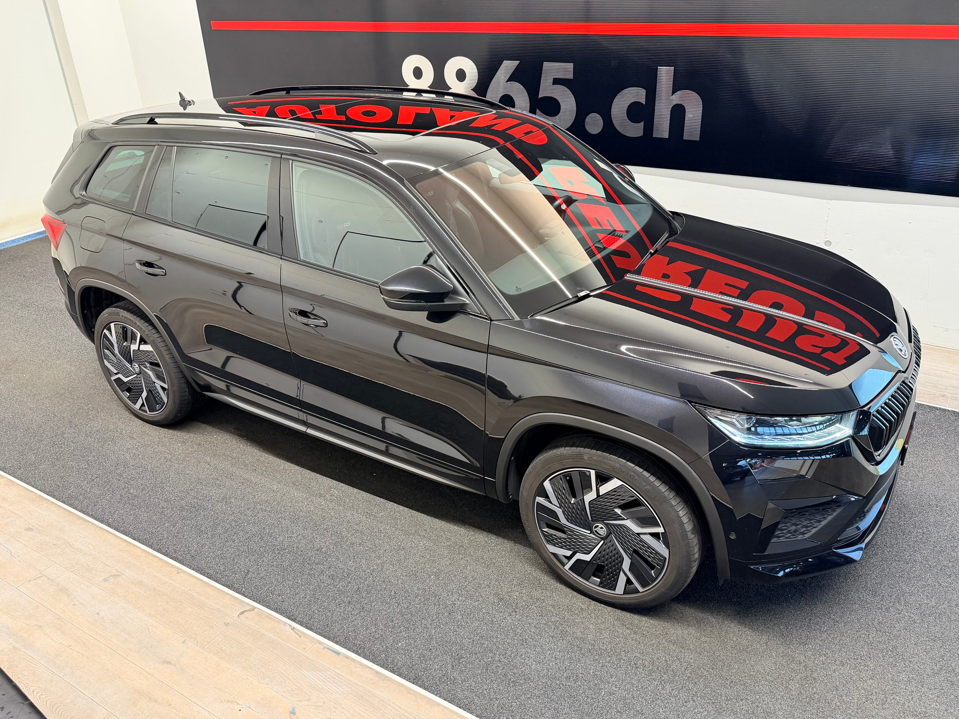 SKODA Kodiaq 2.0 TSI 4x4 RS-image-4