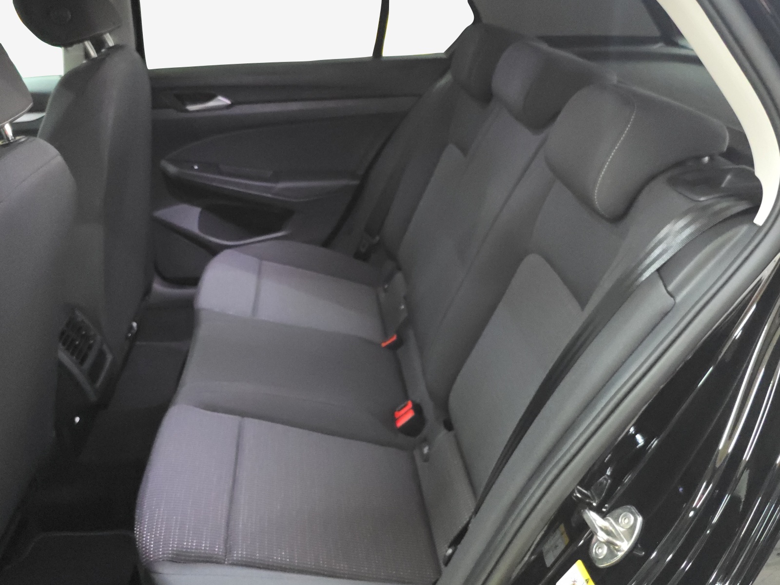 VW Golf 1.5 e TSI mHEV Value DSG-image-11