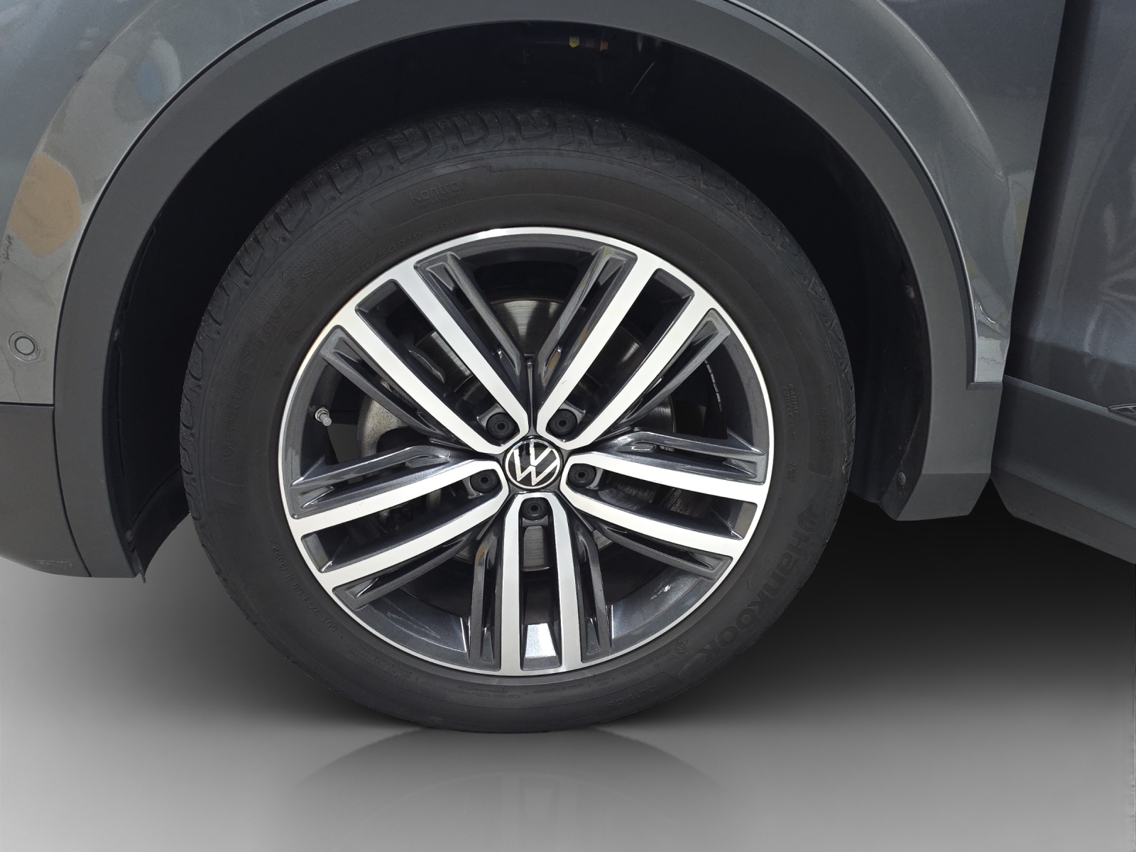 VW Tiguan Allspace 2.0TSI Elegance 4Motion DSG-image-13