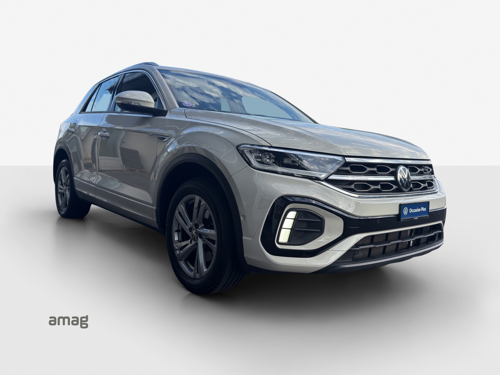 VW T-Roc 2.0 TSI R-Line DSG 4Motion-image-5