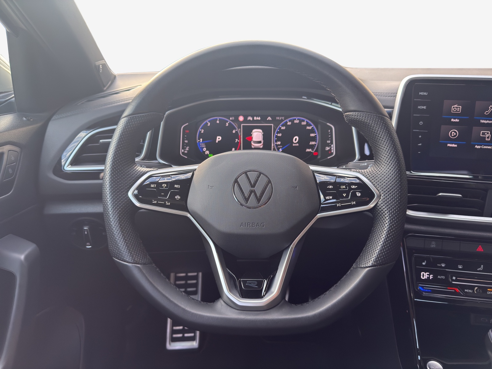 VW T-Roc 2.0 TSI R-Line DSG 4Motion-image-9