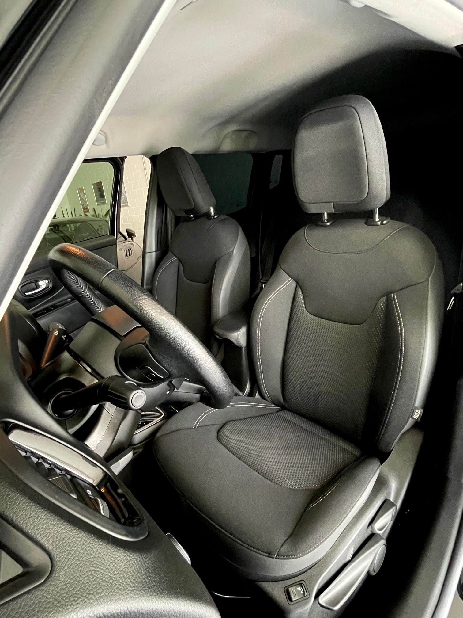 JEEP Renegade 1.3 Turbo Quicksilver - 19' Alu - 4X4 -Automat-image-7