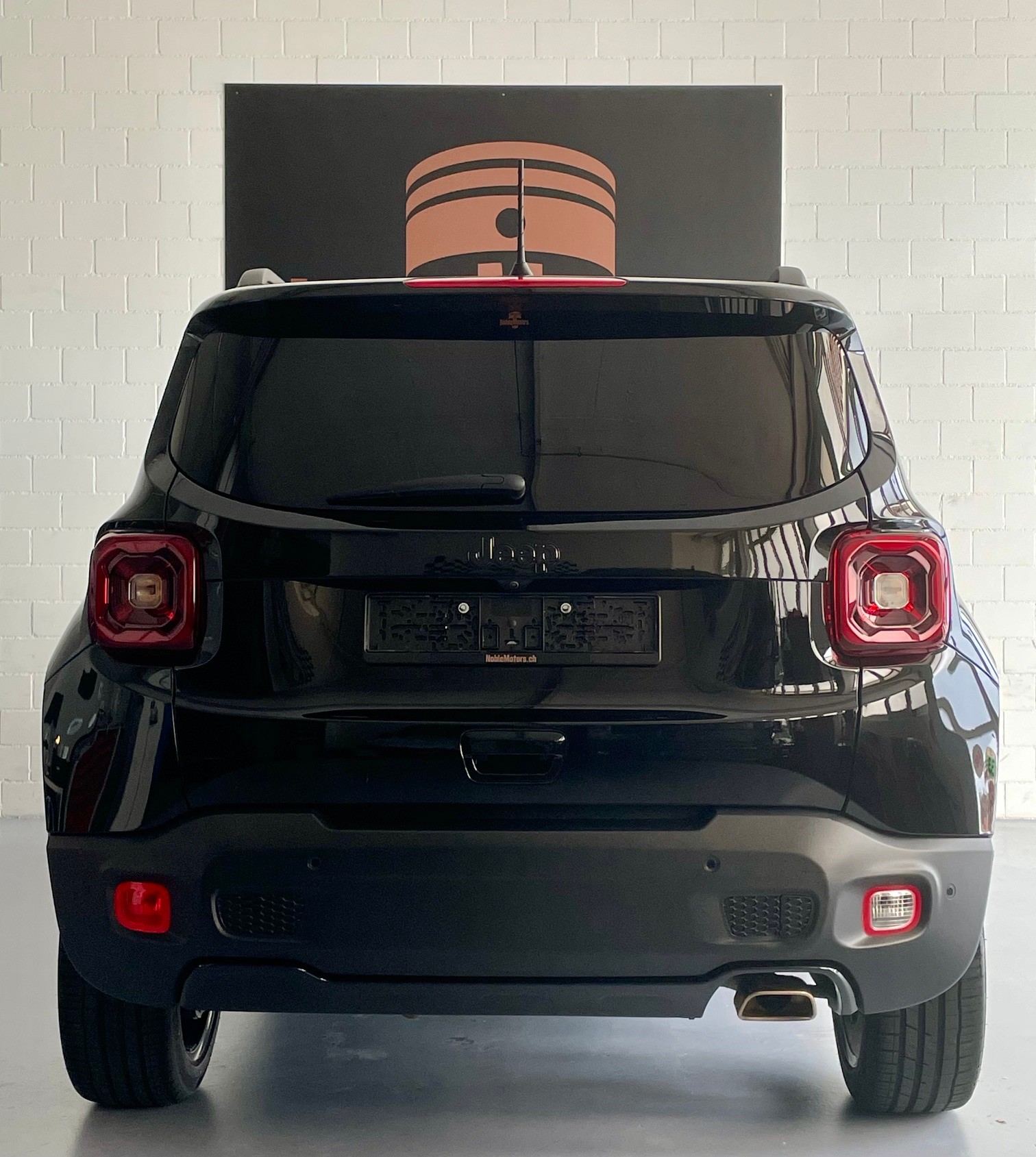 JEEP Renegade 1.3 Turbo Quicksilver - 19' Alu - 4X4 -Automat-image-1