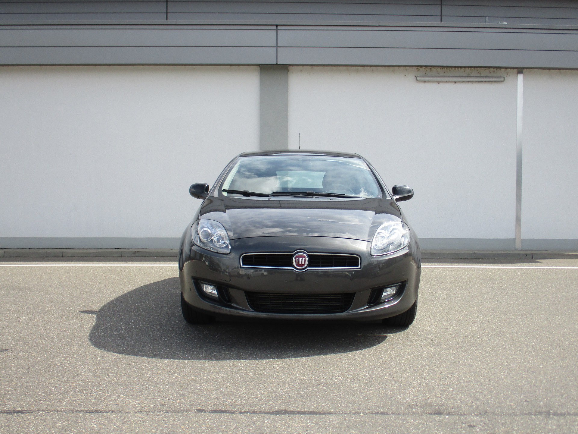 FIAT Bravo 1.4 16V 120PS T-Jet Easy-image-1