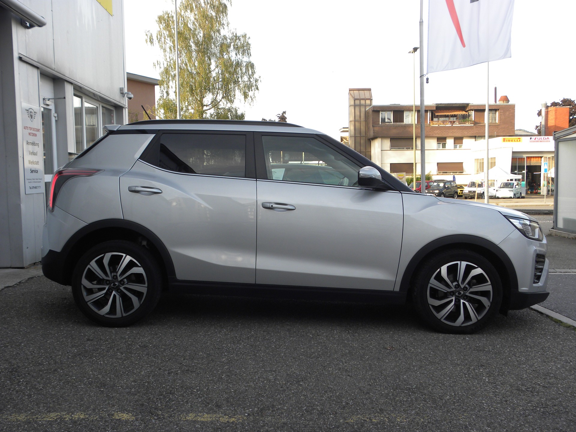 KGM-SsangYong Tivoli 1.5 T GDI Onyx 2WD Automat-image-2