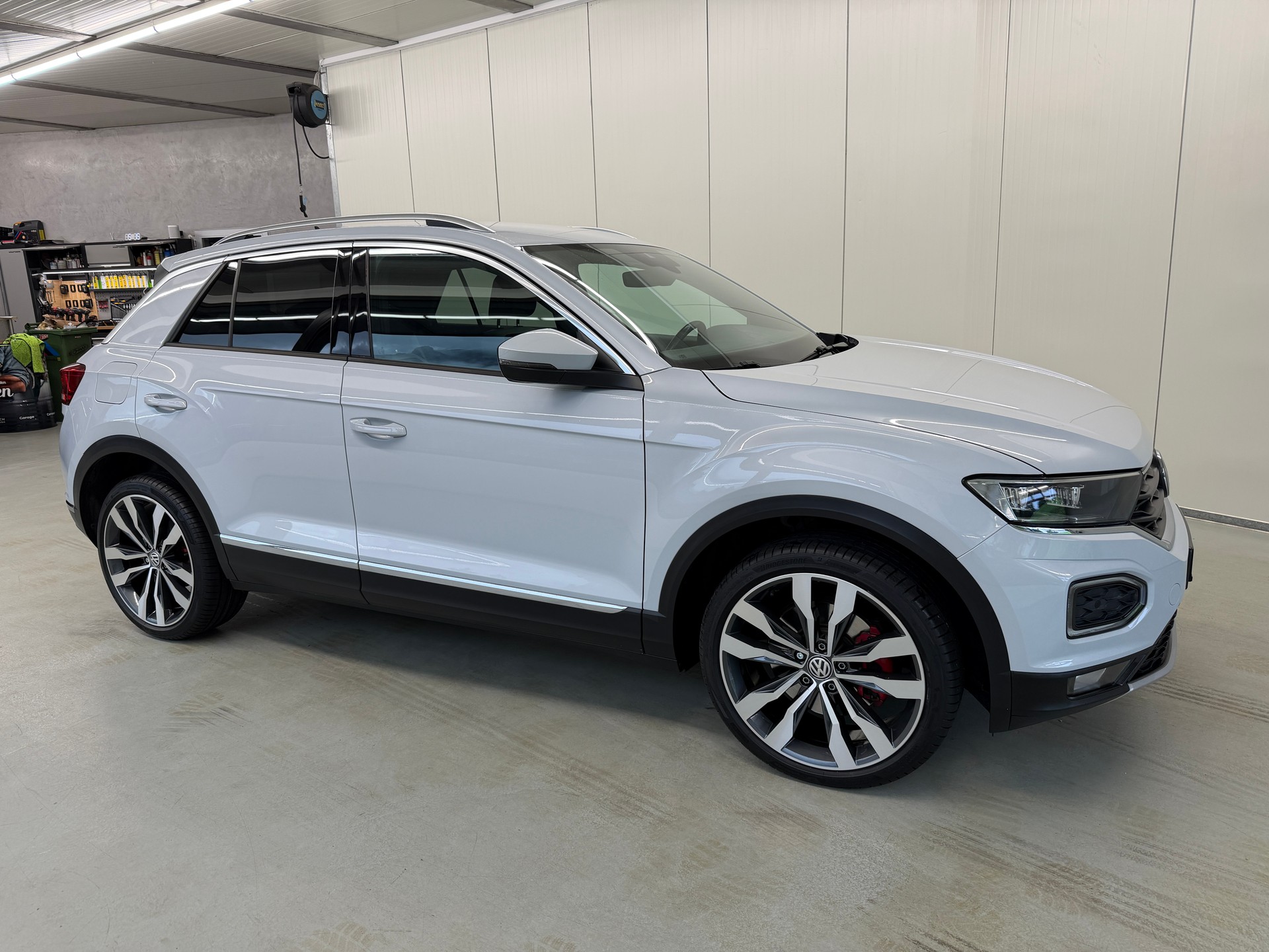 VW T-Roc 2.0 TSI Sport DSG 4Motion-image-2