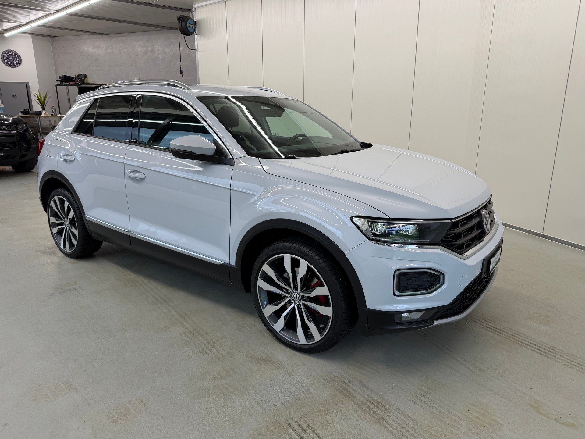 VW T-Roc 2.0 TSI Sport DSG 4Motion-image-1