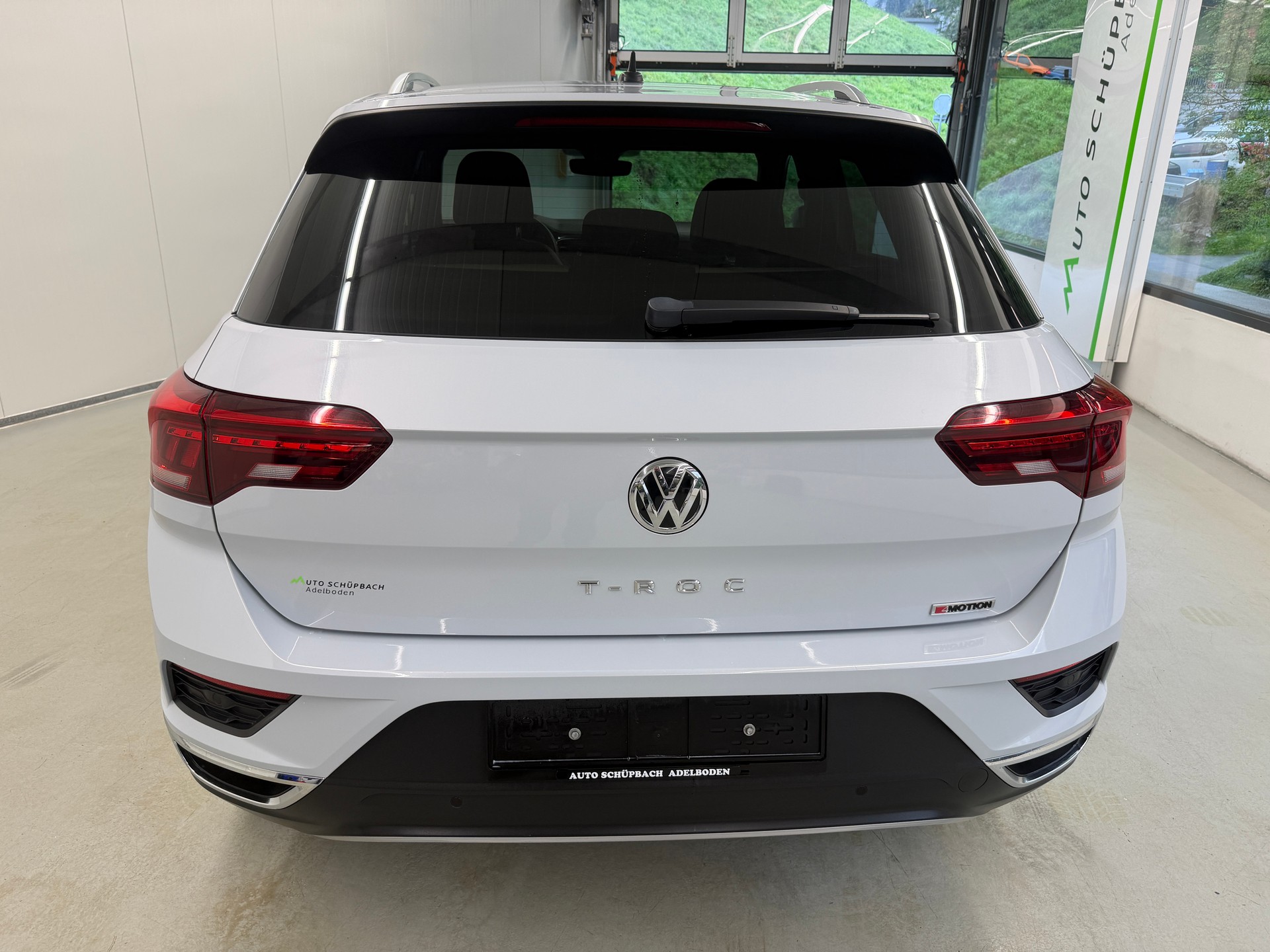 VW T-Roc 2.0 TSI Sport DSG 4Motion-image-5
