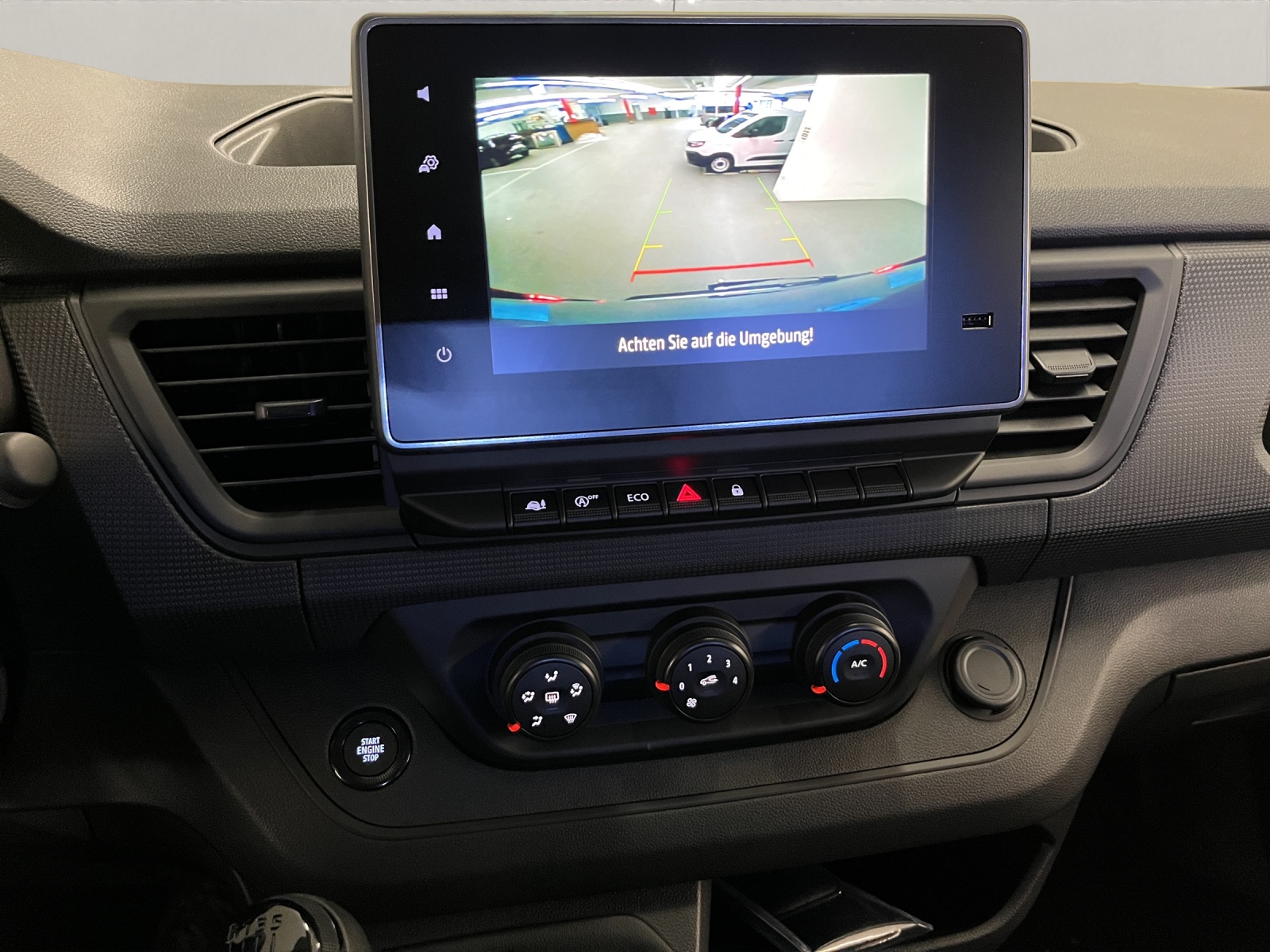 RENAULT Trafic Kaw. 3.0 t L1 H1 2.0 dCi Blue 130 Advance-image-10