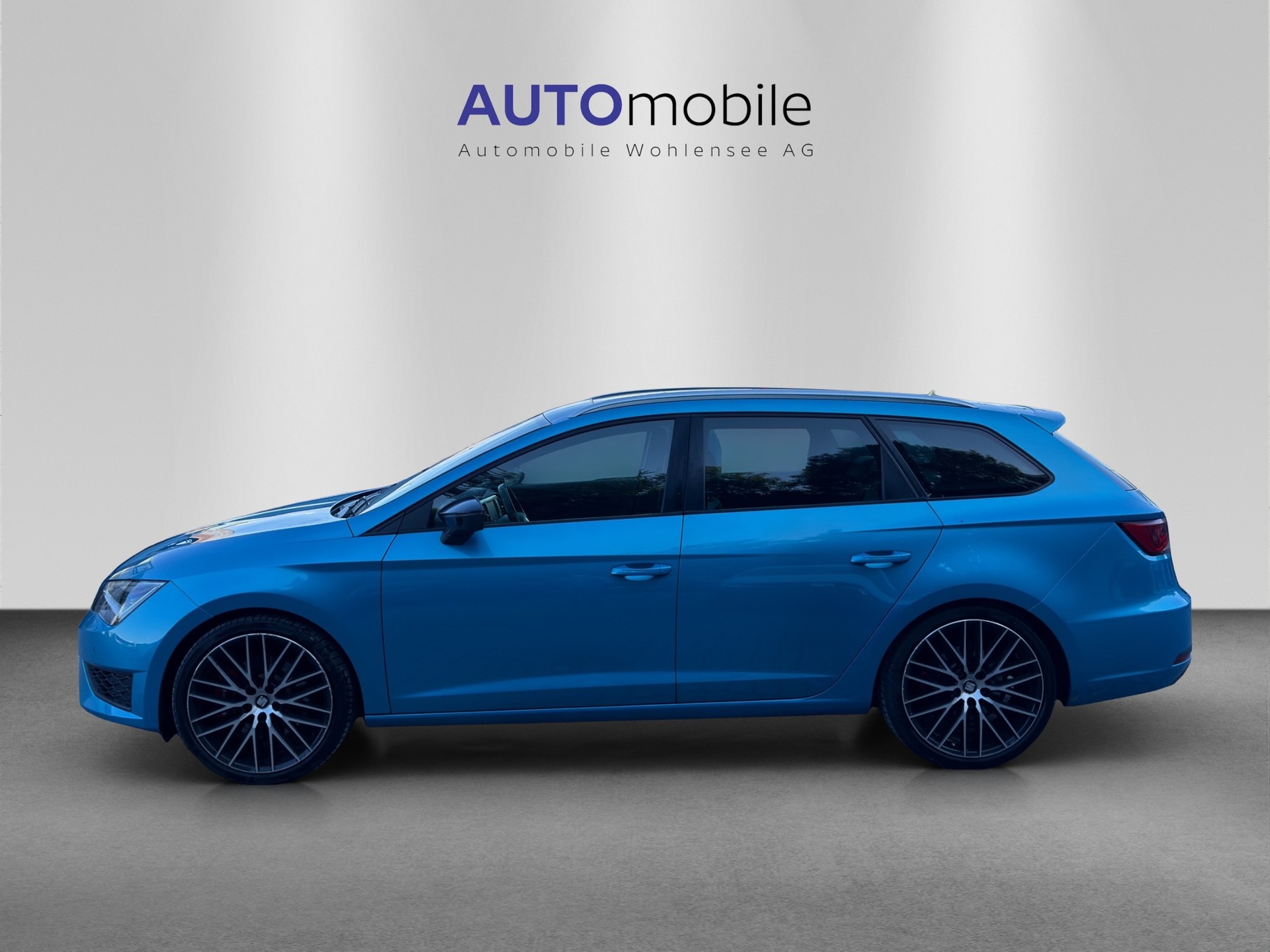 SEAT Leon ST 2.0 TSI Cupra 290 DSG-image-0