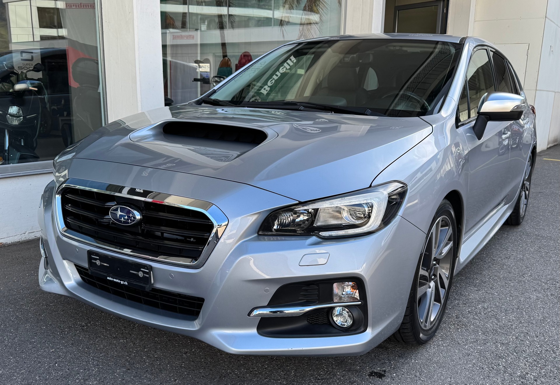SUBARU Levorg 1.6DIT Luxury S AWD Lineartronic-image-5