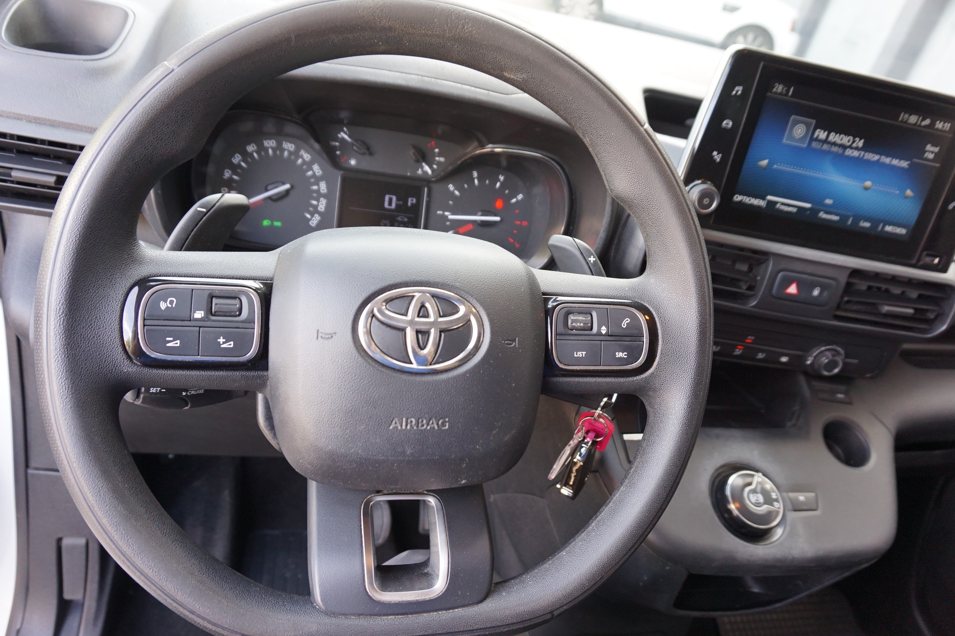TOYOTA Proace City Van 1.5D Premium Medium Automatik-image-7