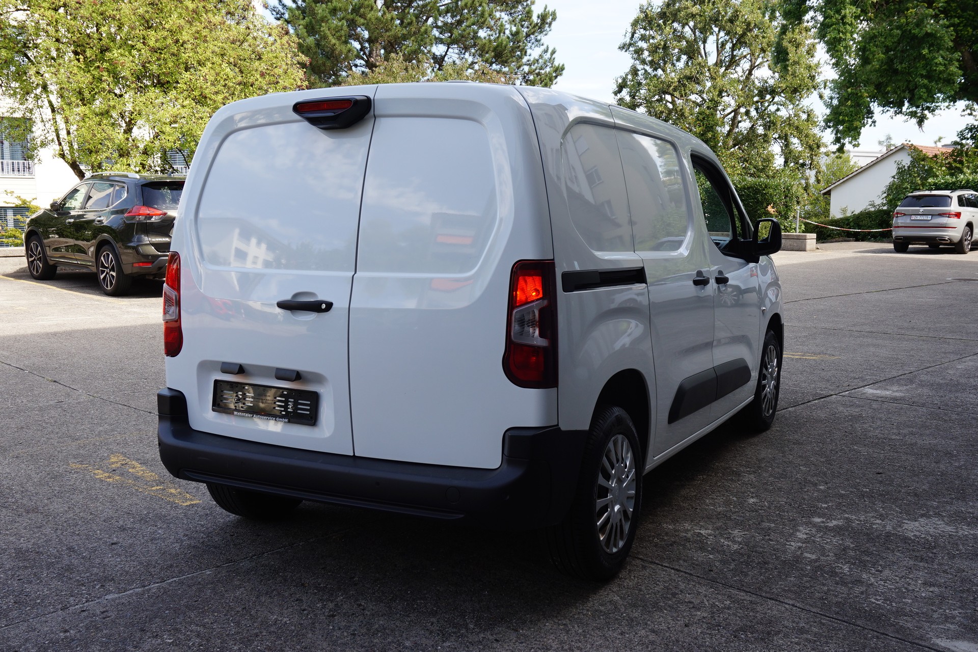 TOYOTA Proace City Van 1.5D Premium Medium Automatik-image-2