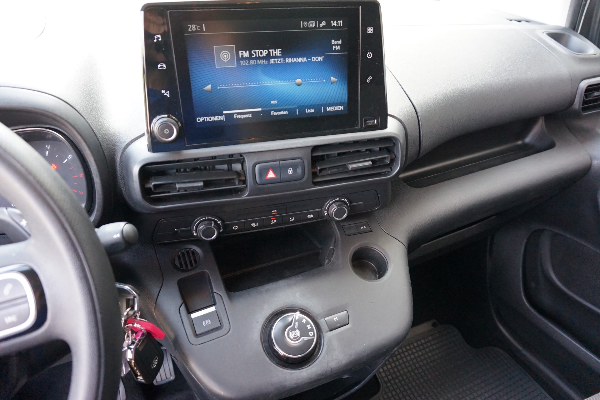 TOYOTA Proace City Van 1.5D Premium Medium Automatik-image-9