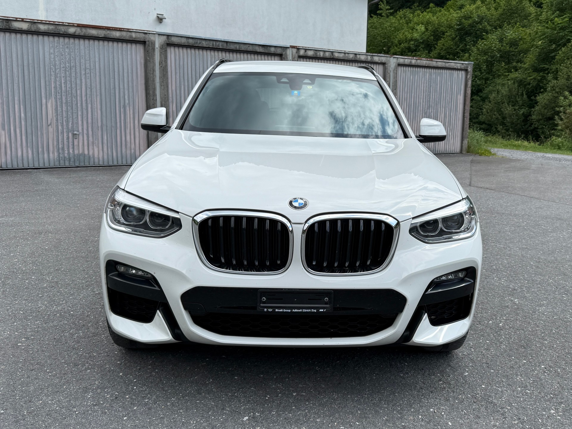 BMW 30e xDrive M Sport-image-1