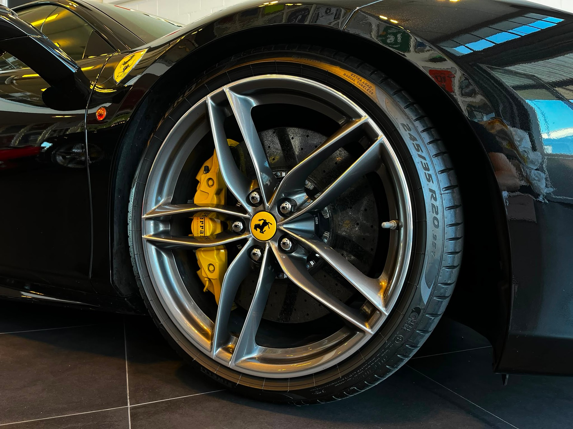 FERRARI 488 GTB 3.9 V8-image-18