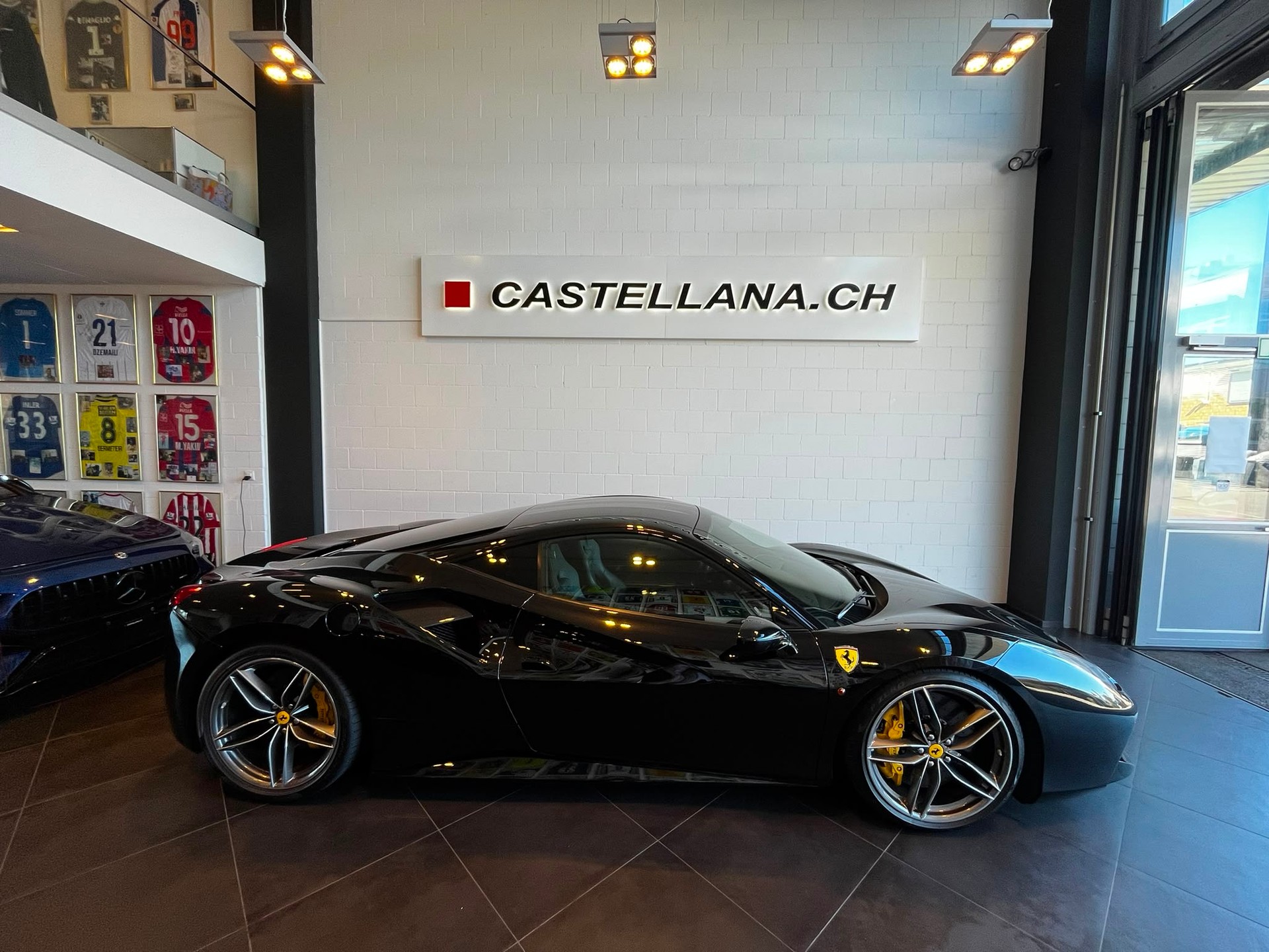 FERRARI 488 GTB 3.9 V8-image-4