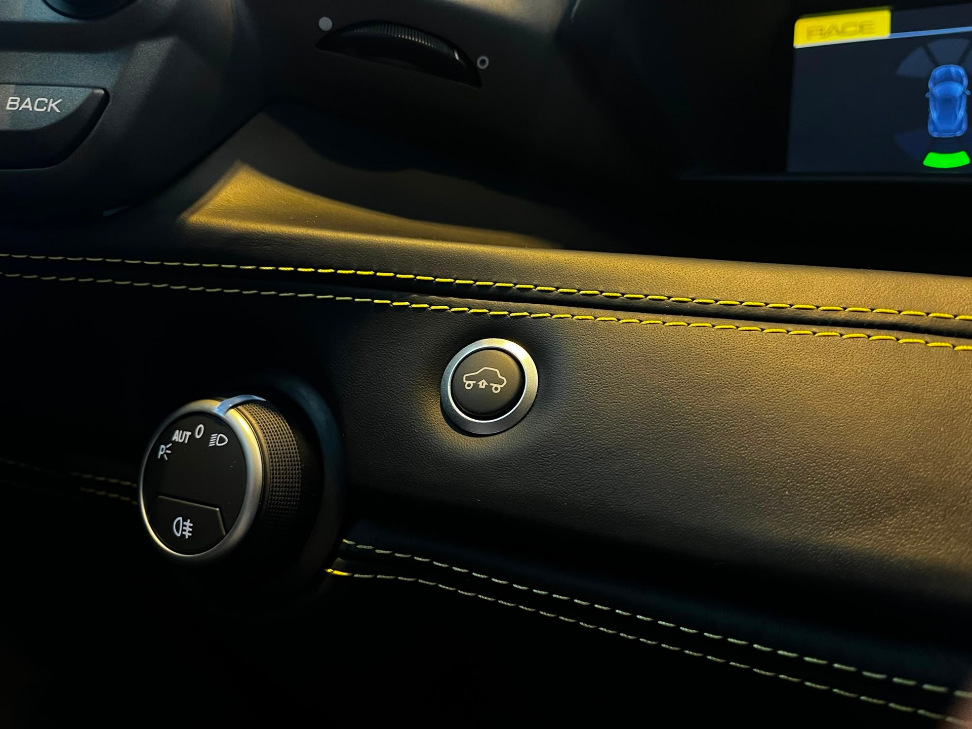 FERRARI 488 GTB 3.9 V8-image-21