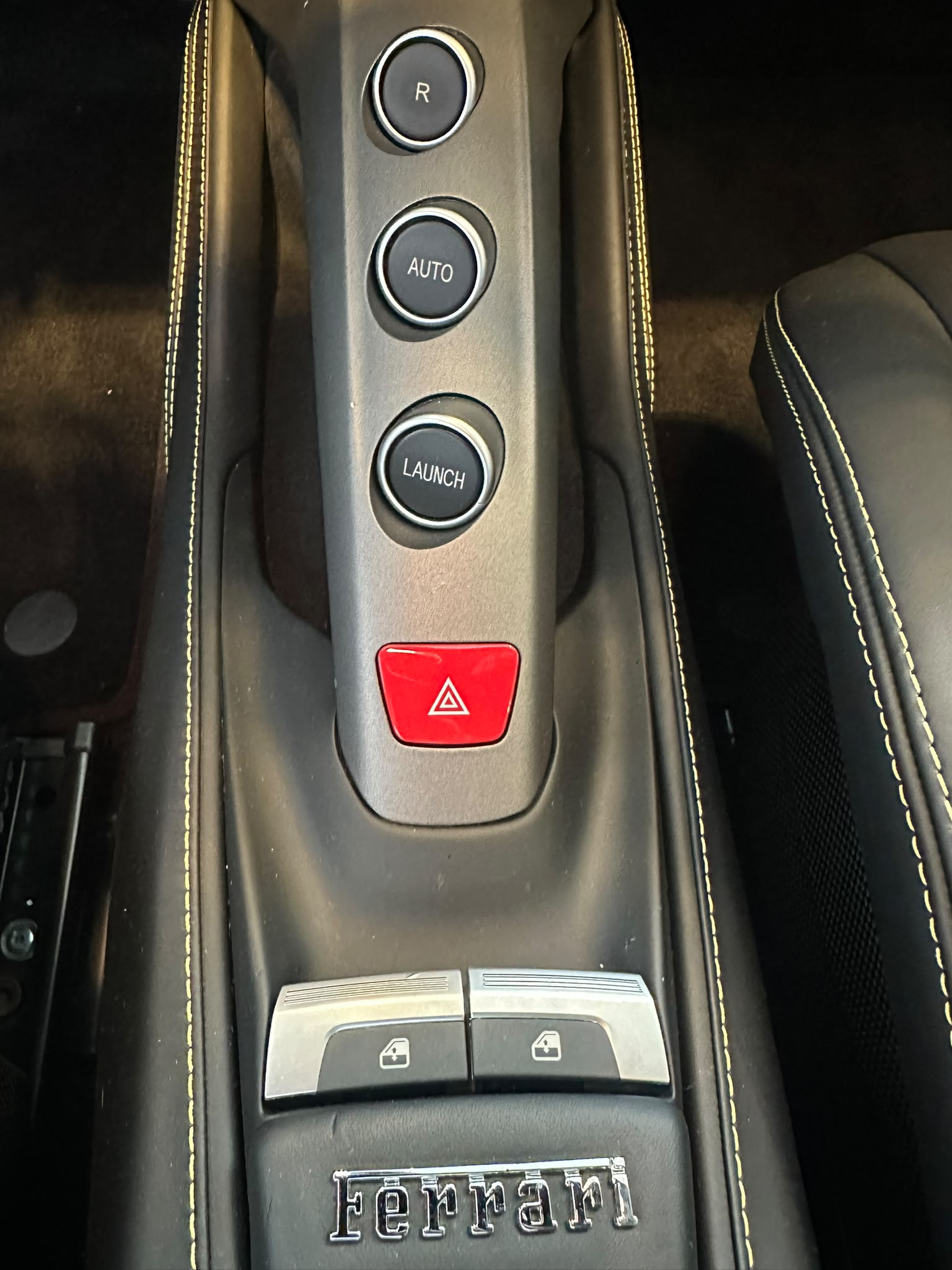 FERRARI 488 GTB 3.9 V8-image-16