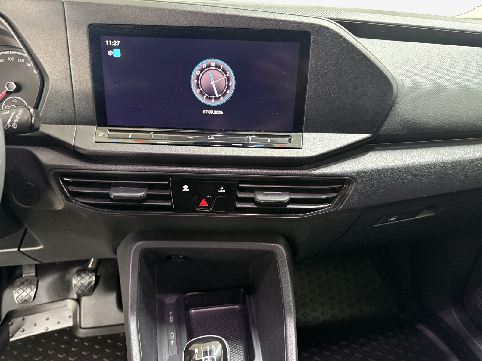 VW Caddy Cargo 2.0TDI Entry-image-10