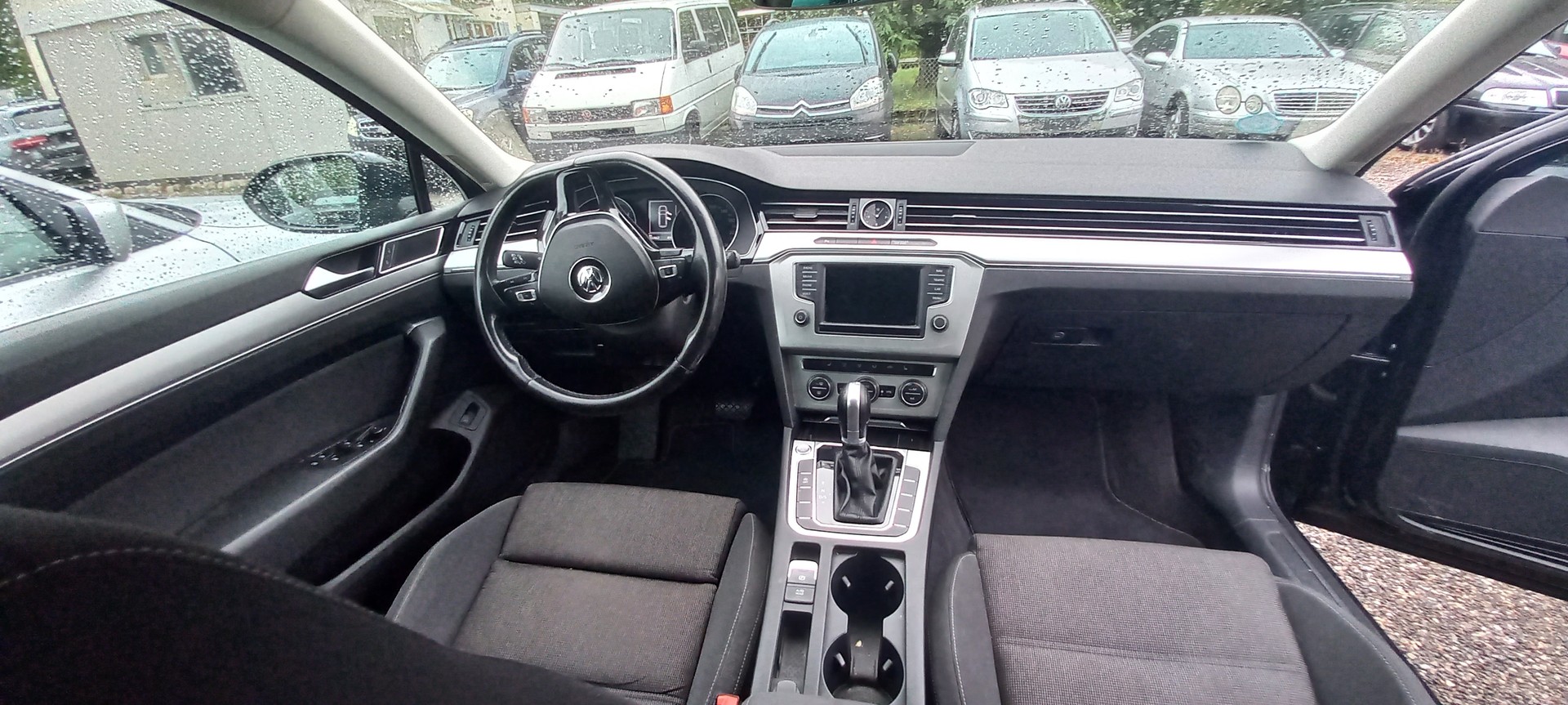 VW Passat Variant 2.0 TDI BMT Comfortline DSG-image-12
